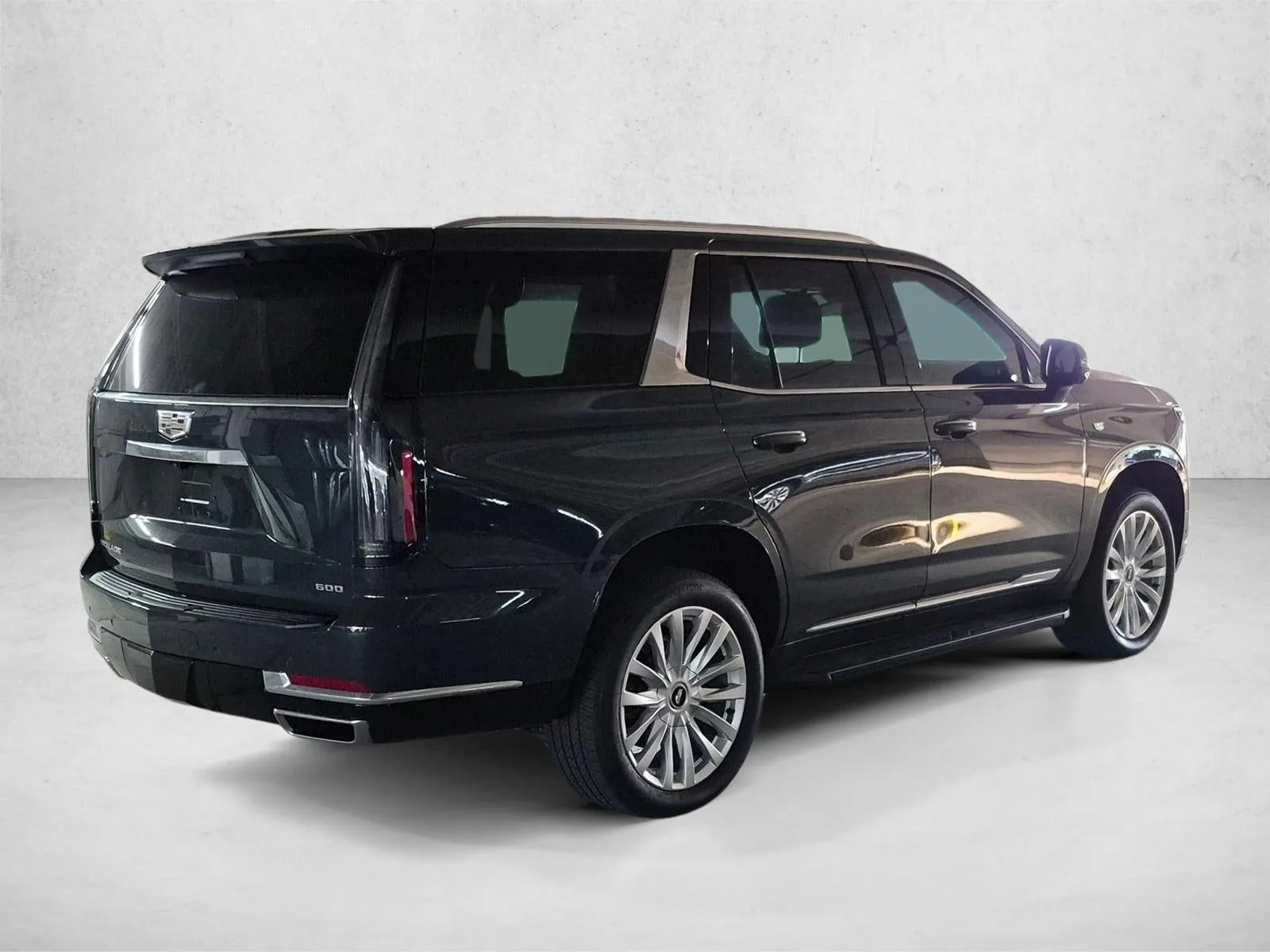 2025 Cadillac Escalade Luxury photo 5