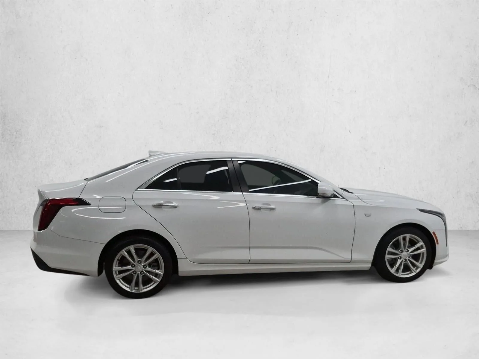 2024 Cadillac CT4 Luxury photo 4