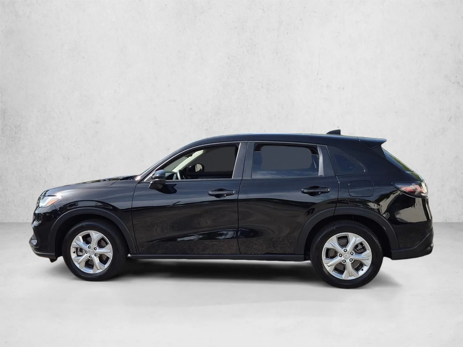 2024 Honda HR-V LX 2WD CVT photo 8