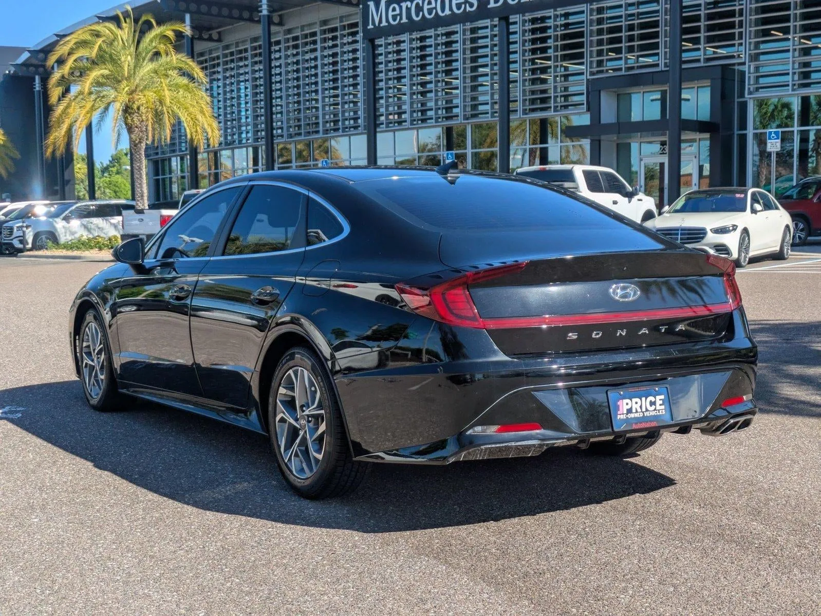 2023 Hyundai SONATA SEL 2.5L *Ltd Avail* photo 3
