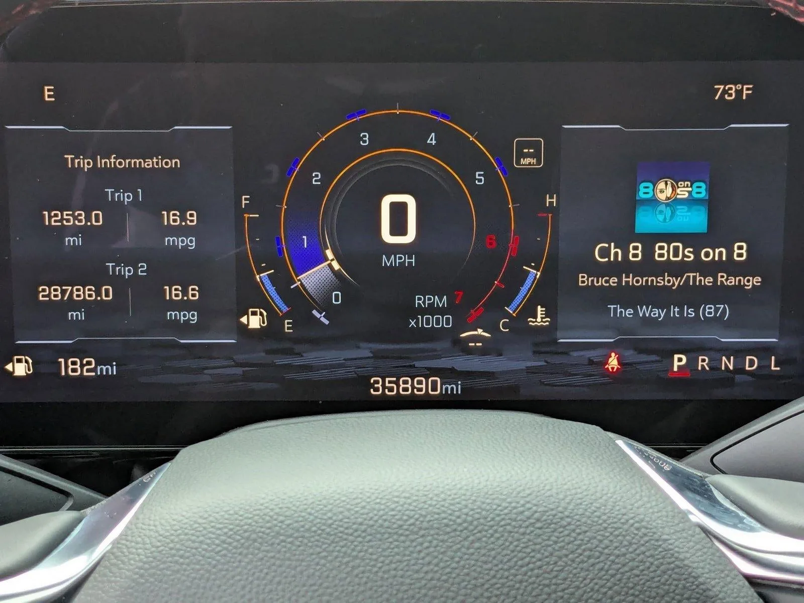 2025 Chevrolet Suburban RST photo 11
