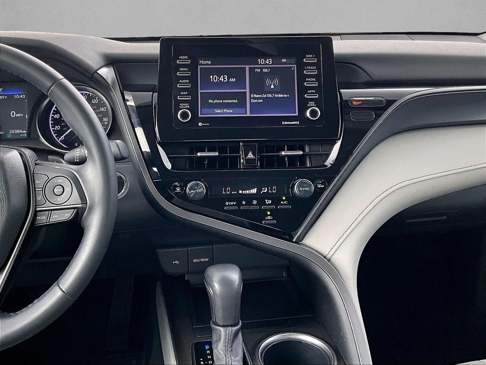 2024 Toyota Camry SE Auto (SE) photo 8