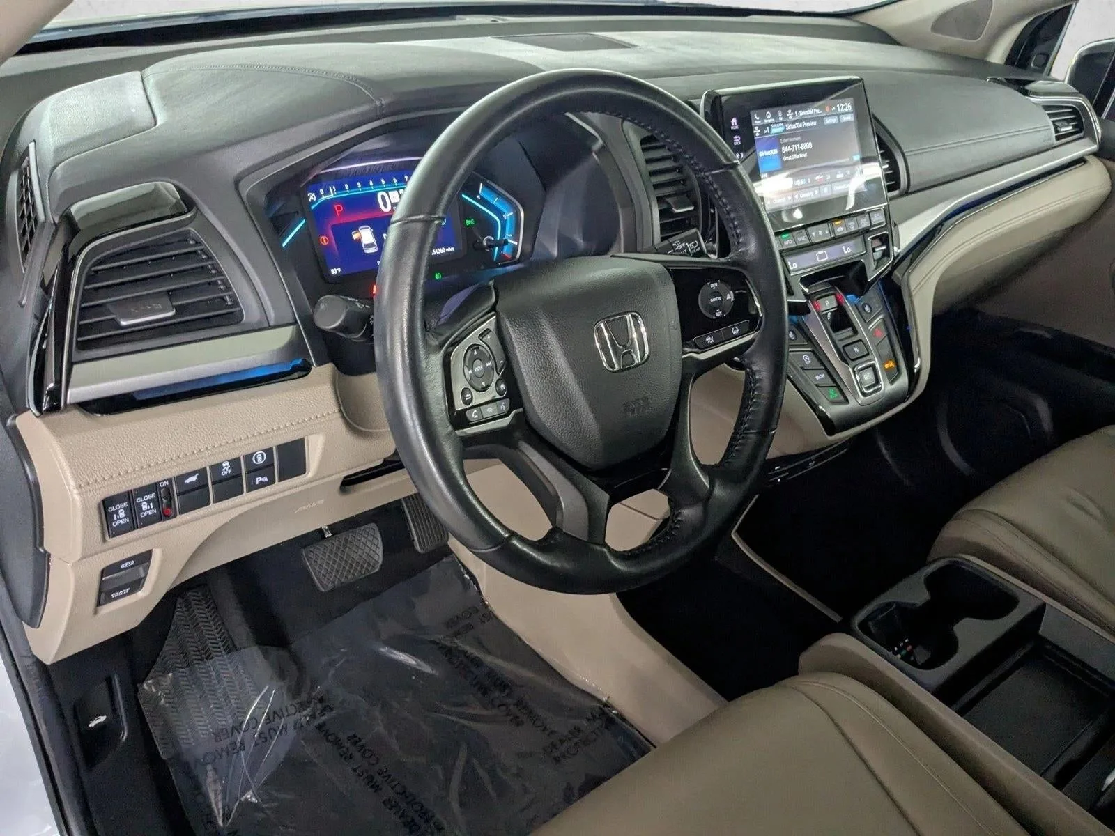 2024 Honda Odyssey Touring photo 10