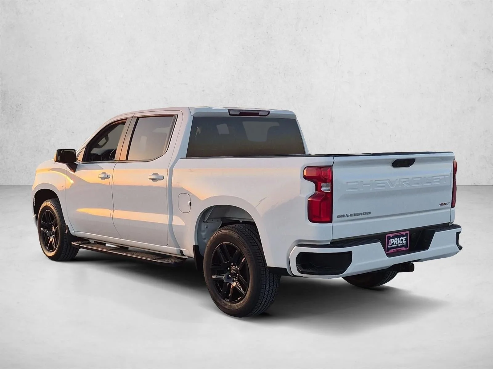 2023 Chevrolet Silverado 1500 RST photo 8