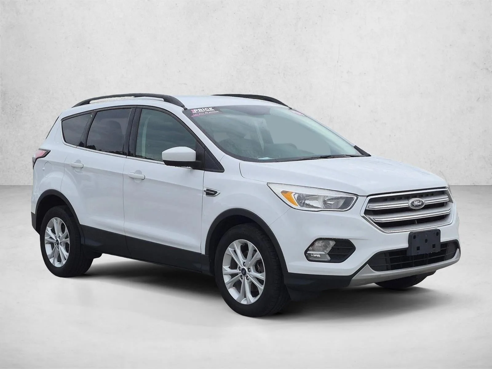 2018 Ford Escape SE FWD photo 3