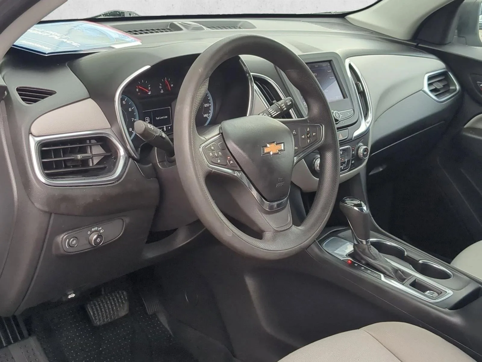 2021 Chevrolet Equinox LS photo 9