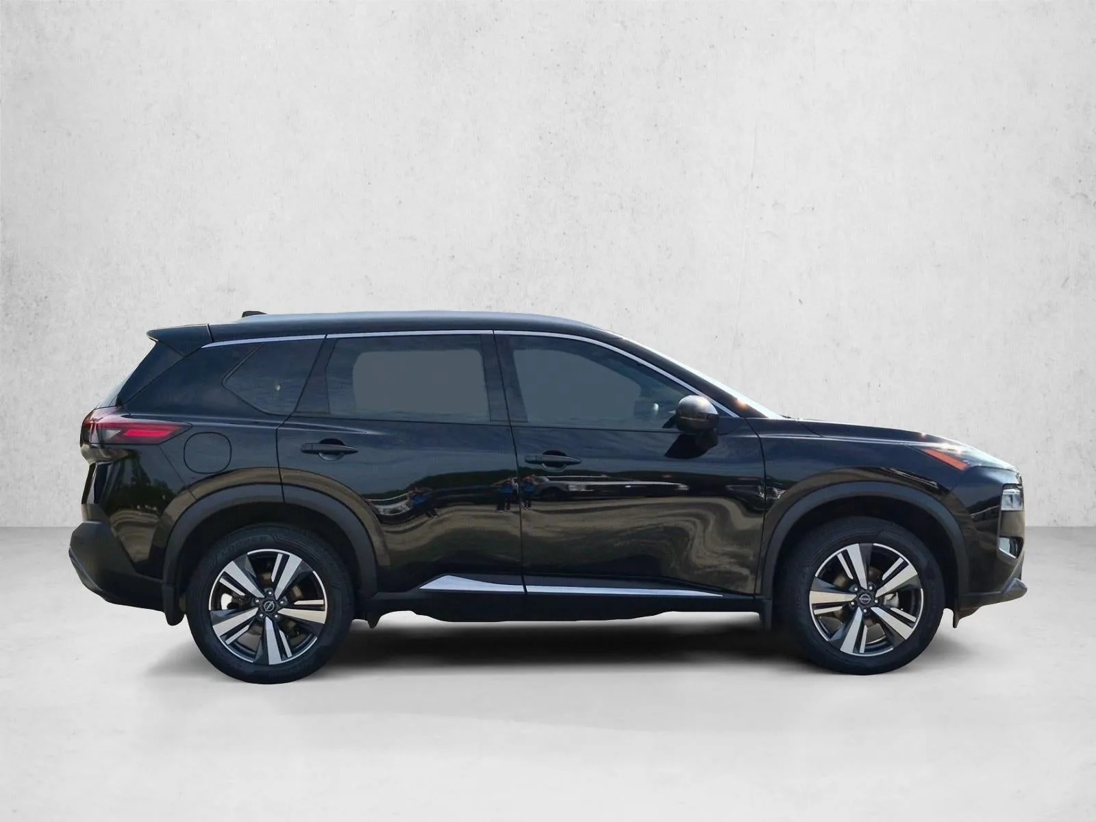 2023 Nissan Rogue AWD SL photo 4