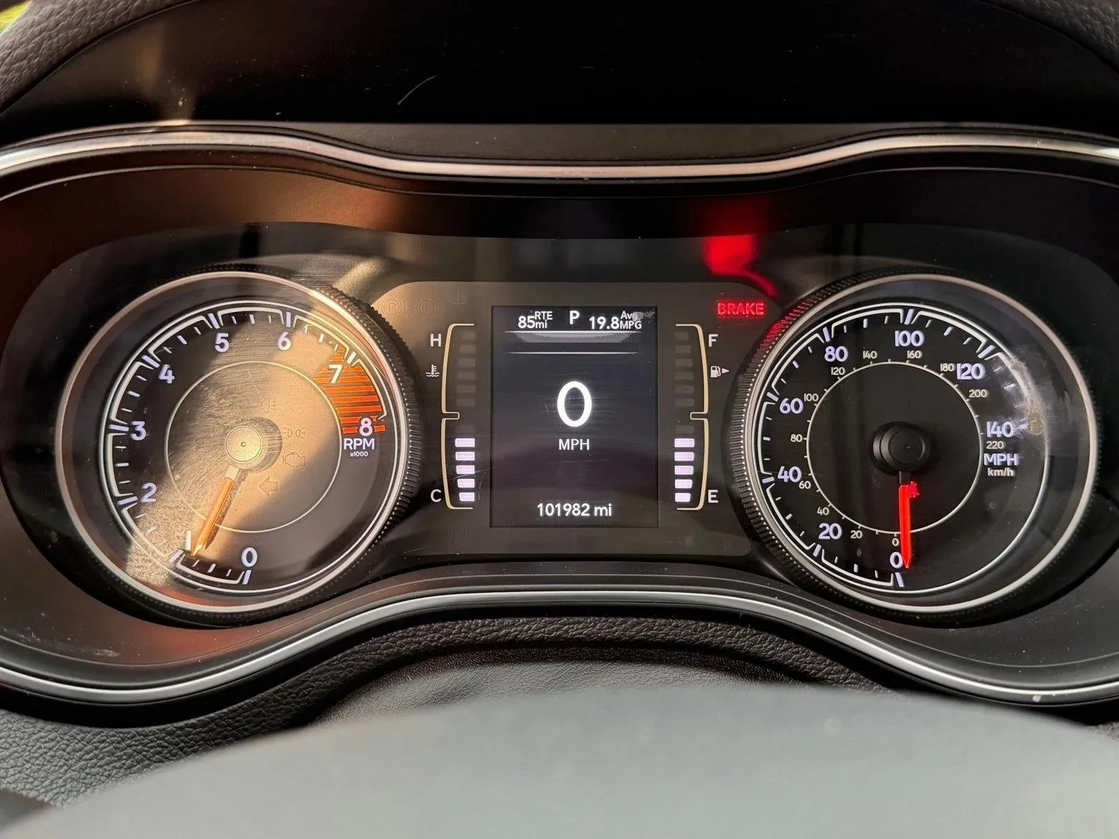 2019 Jeep Cherokee Latitude Plus FWD photo 11