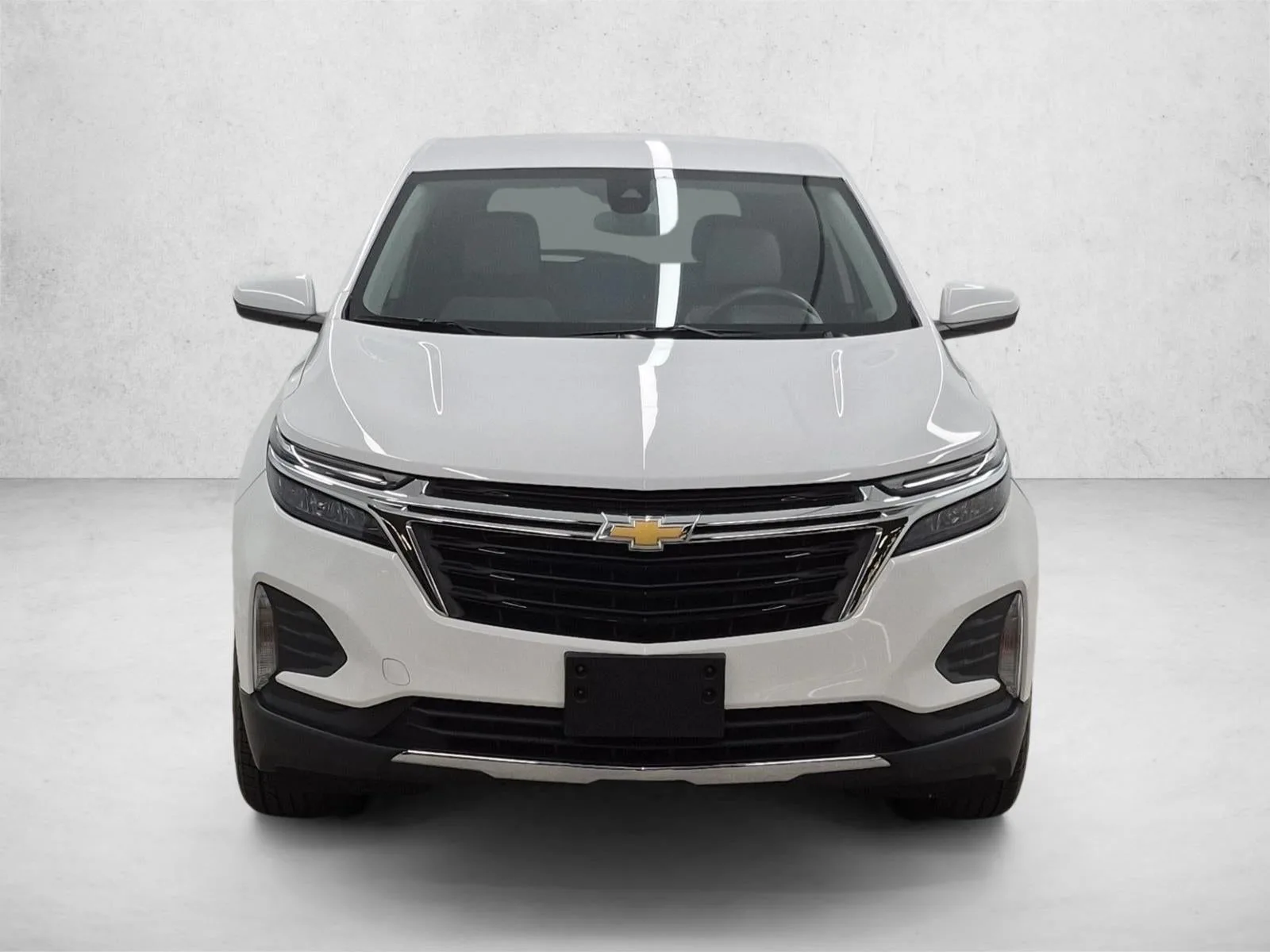 2023 Chevrolet Equinox LT photo 2