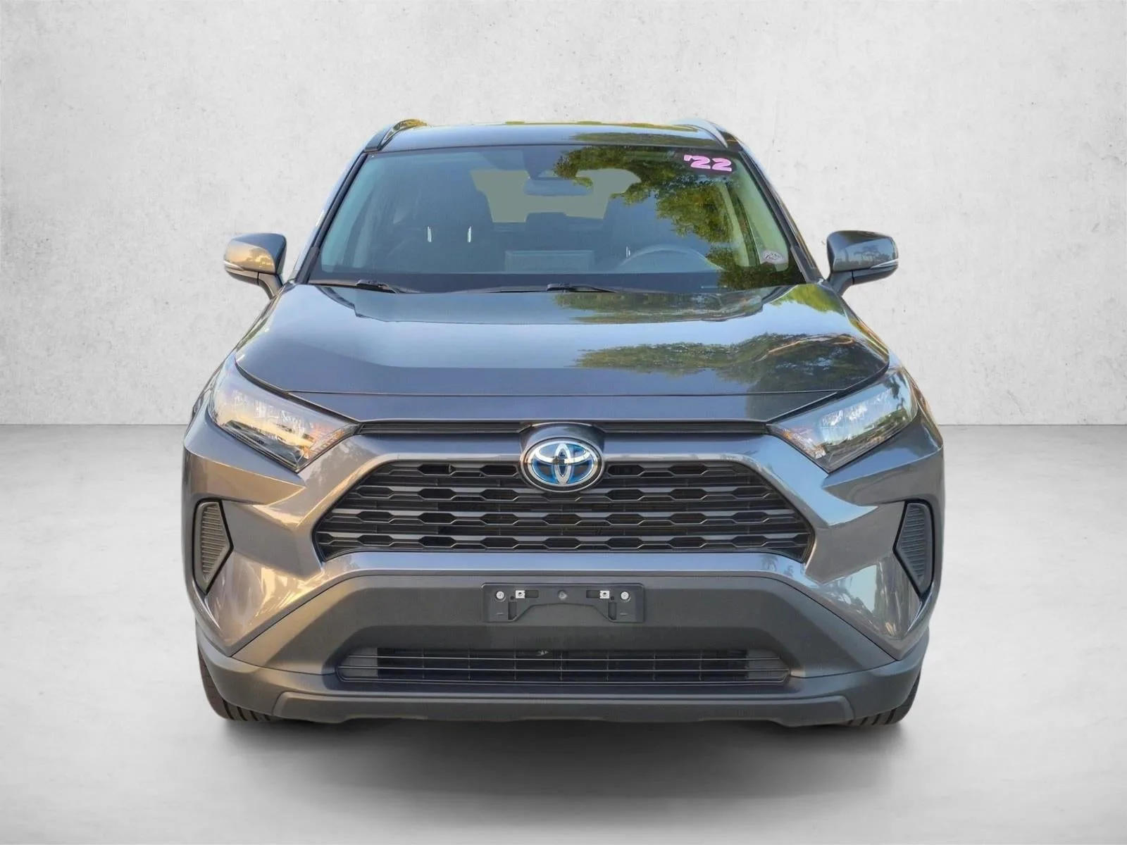 2022 Toyota RAV4 Hybrid LE AWD (Natl) photo 2