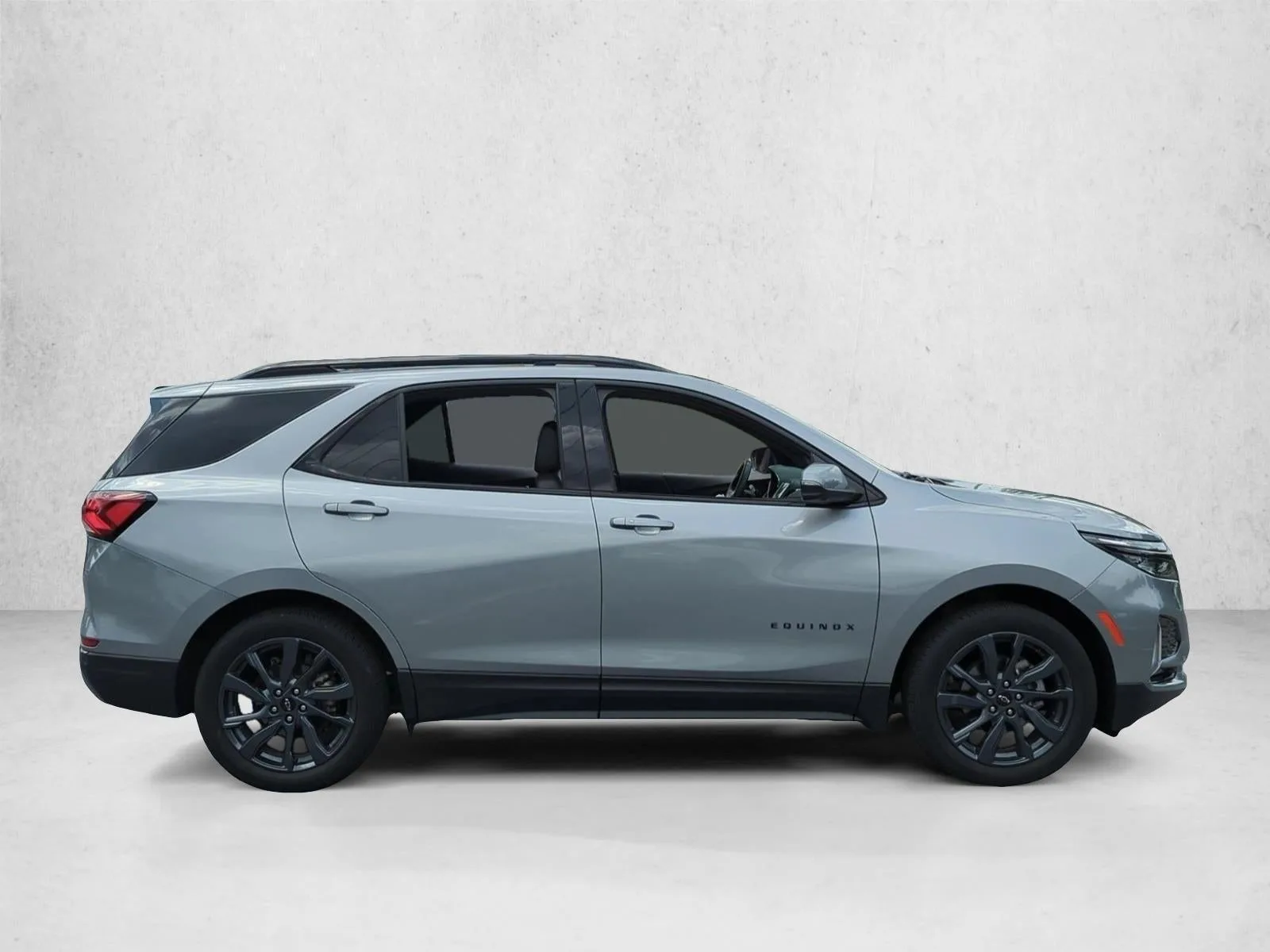2024 Chevrolet Equinox FWD RS photo 4