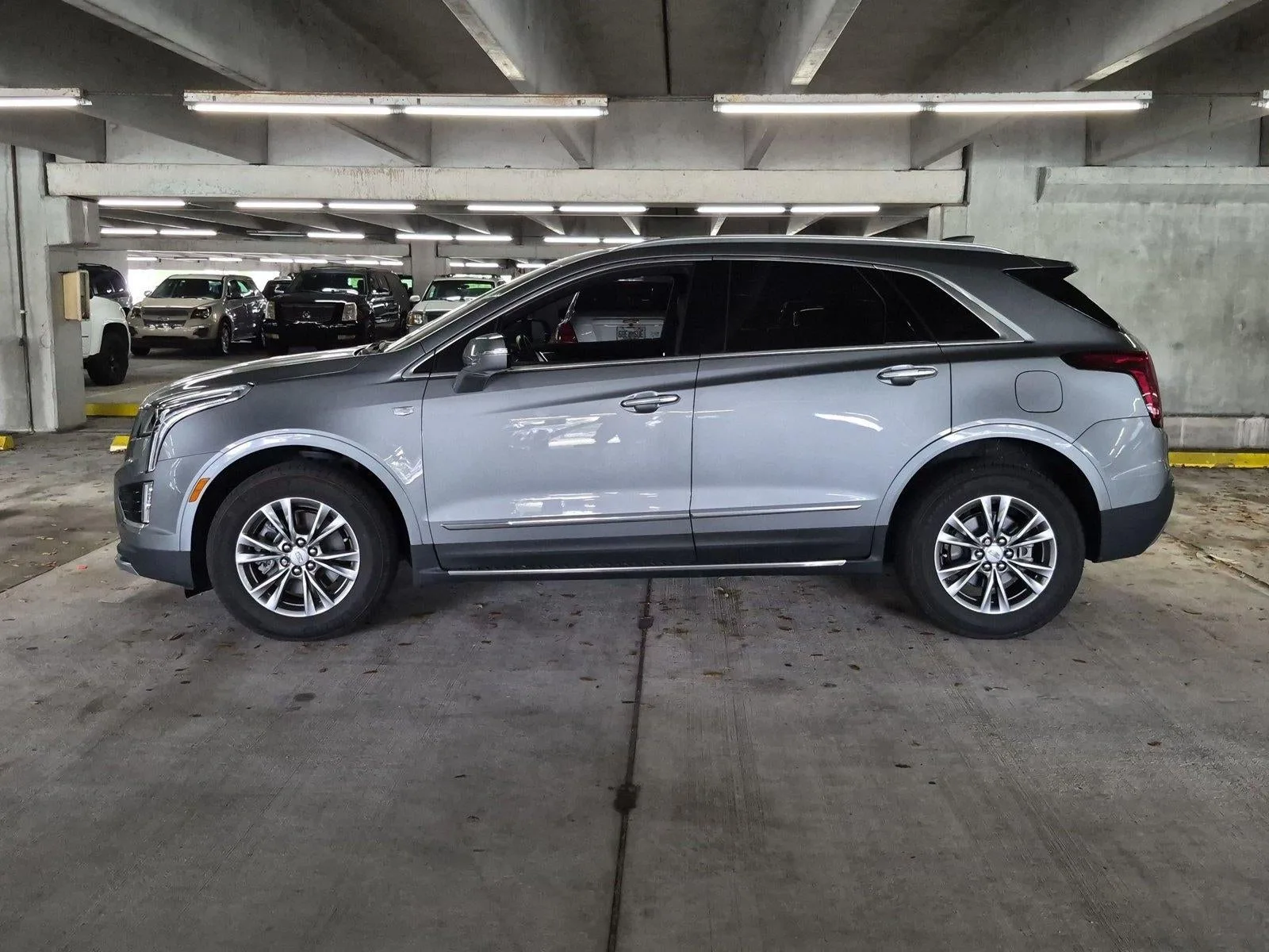 2023 Cadillac XT5 FWD Premium Luxury photo 8