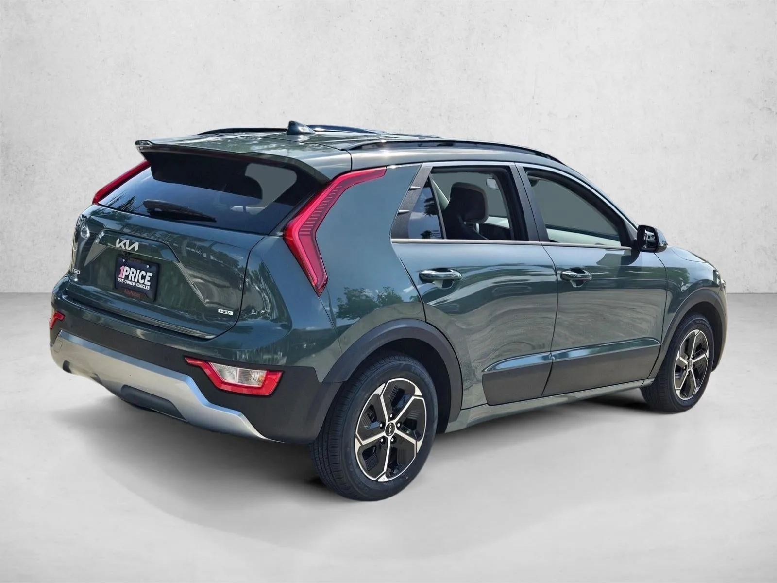 2023 Kia Niro EX FWD photo 5
