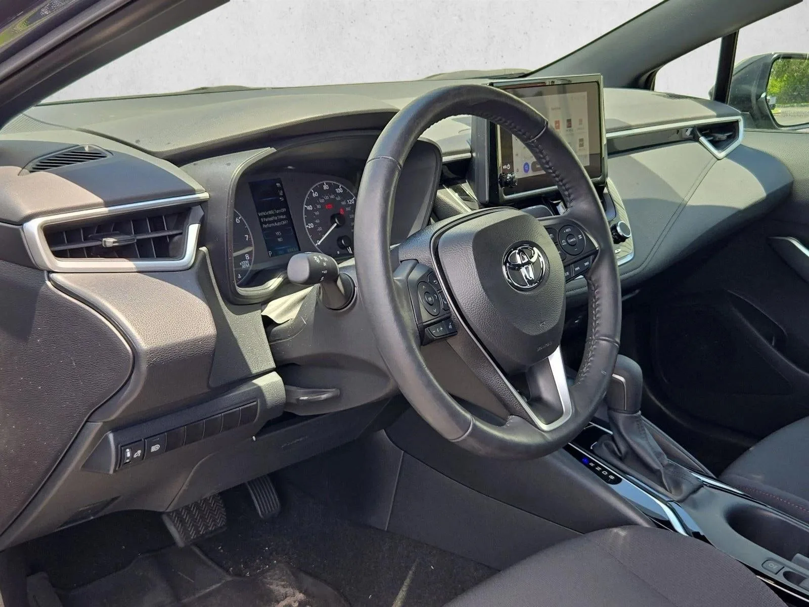 2024 Toyota Corolla SE CVT (Natl) photo 9