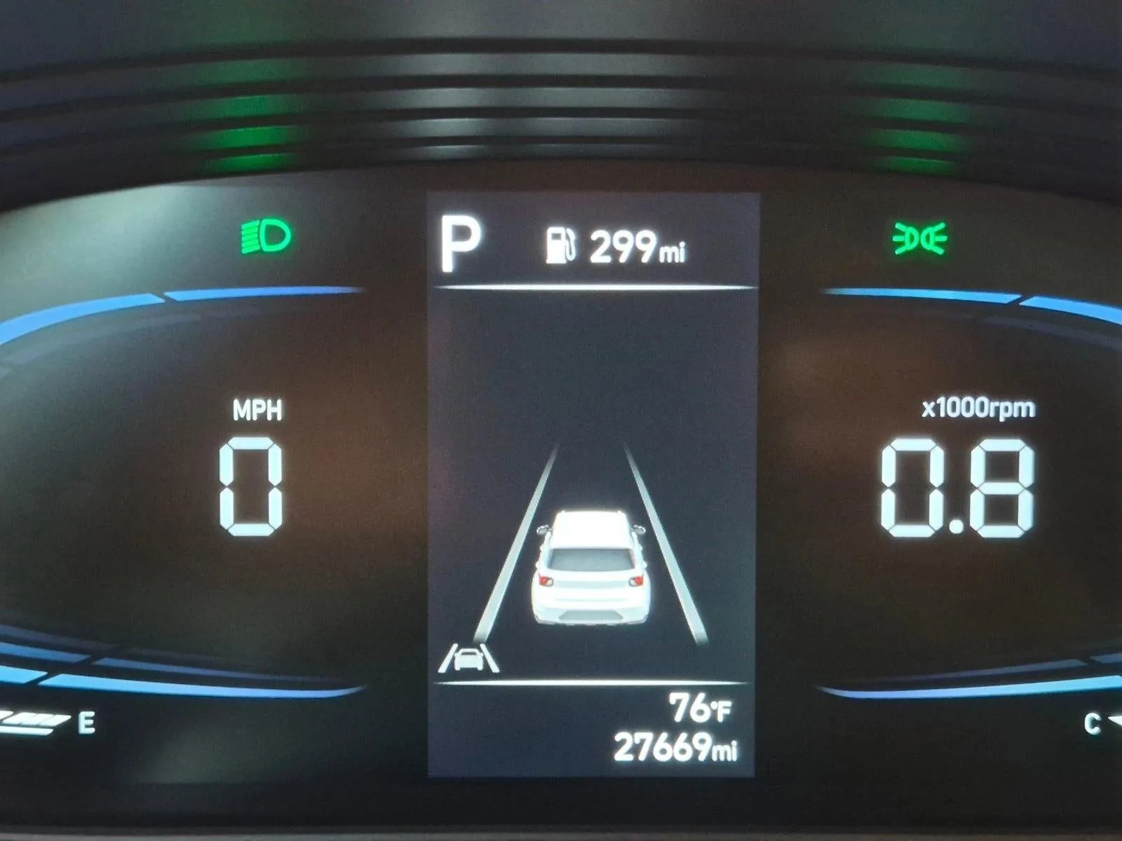 2024 Hyundai VENUE SEL IVT photo 10
