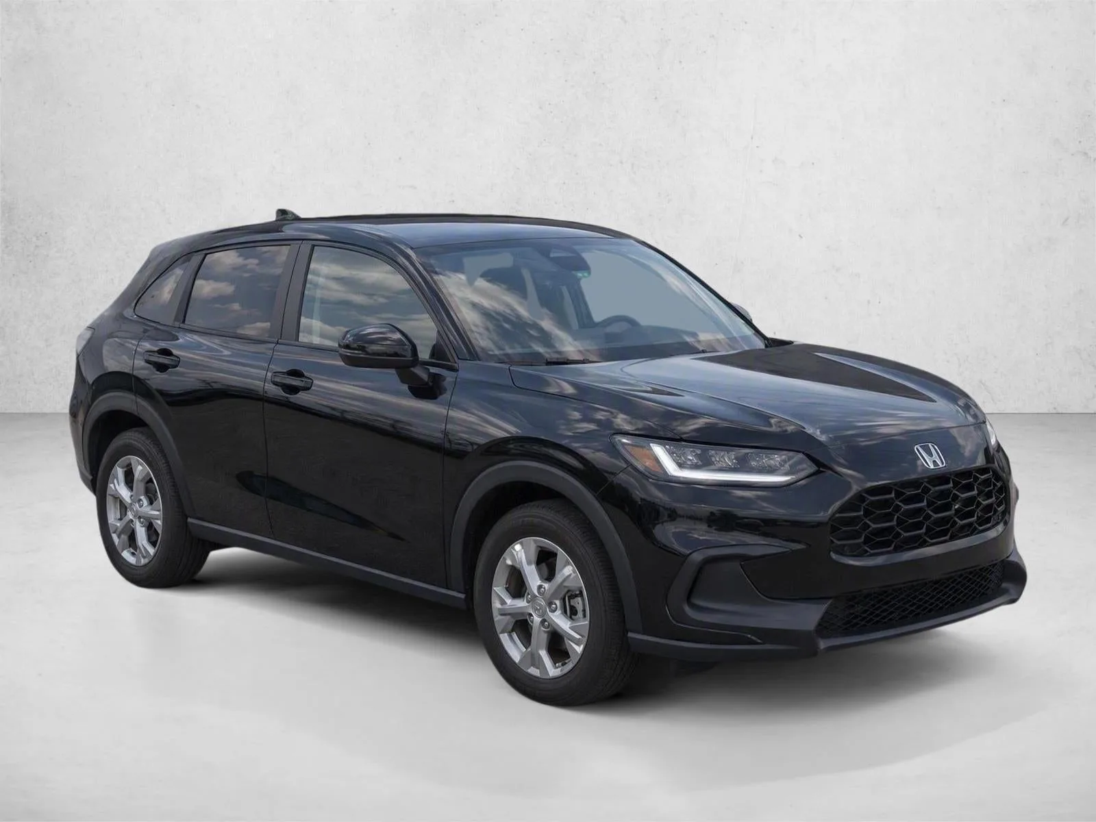 2024 Honda HR-V LX 2WD CVT photo 3