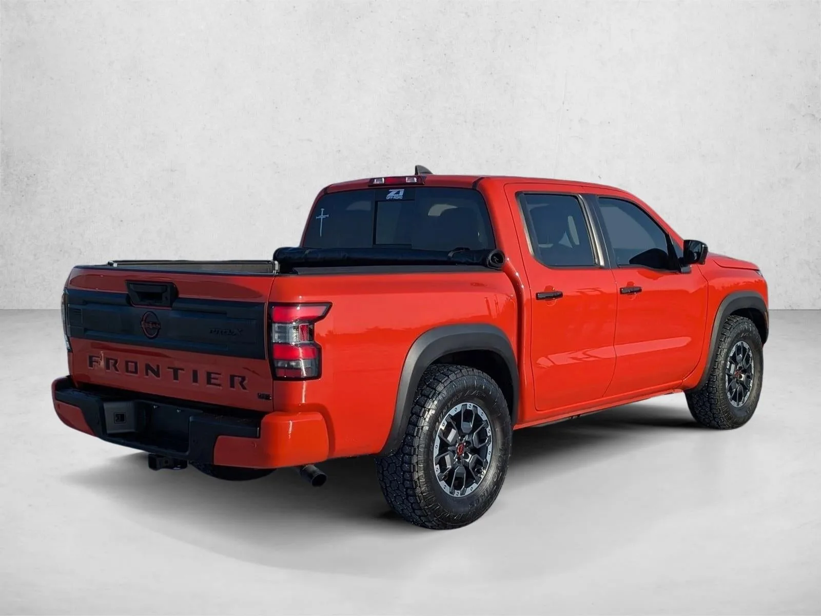 2025 Nissan Frontier Crew Cab PRO-X 4x2 photo 5