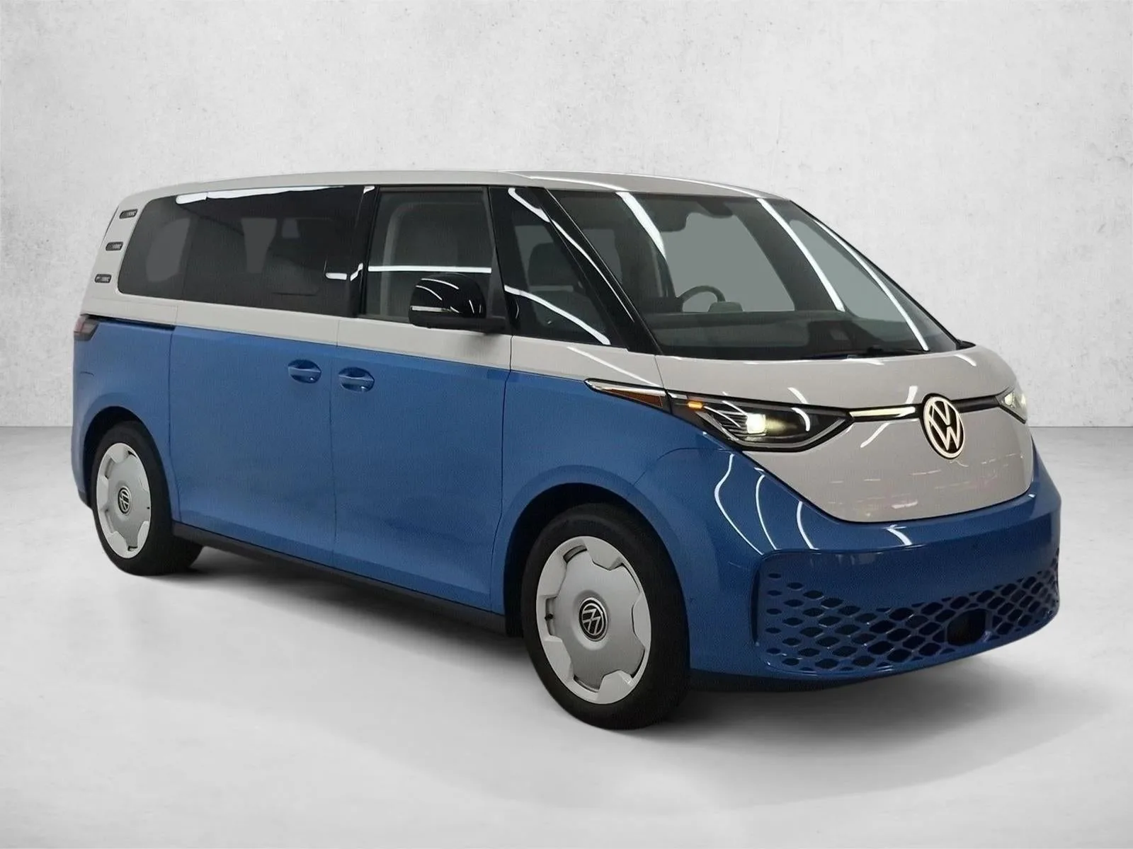 2025 Volkswagen ID. Buzz 1st Edition with 4MOTION photo 3