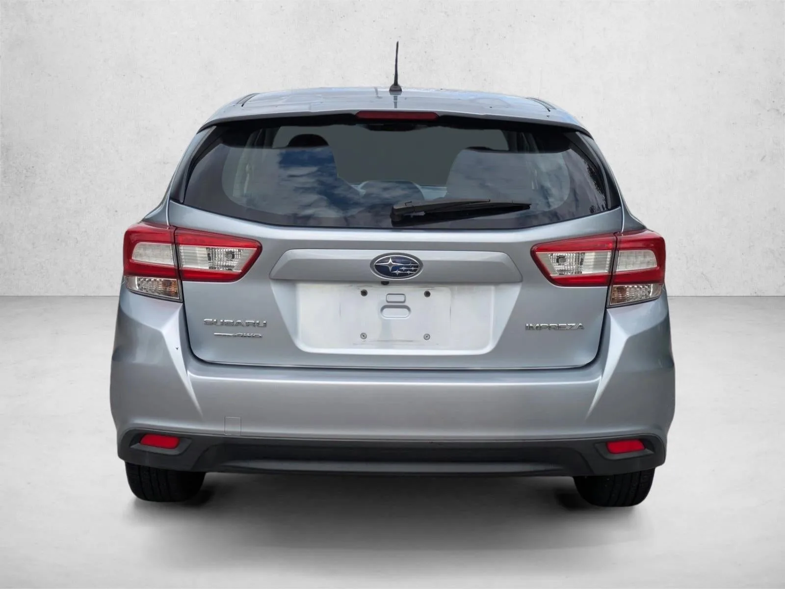 2018 Subaru Impreza 2.0i 5-door CVT photo 7