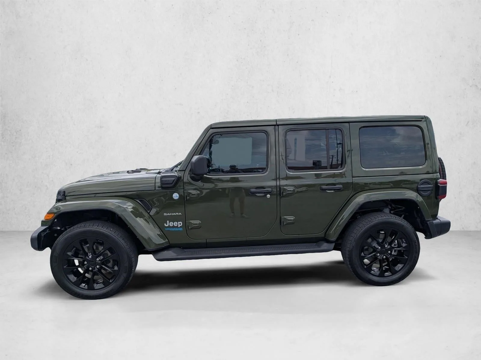 2021 Jeep Wrangler 4xe Unlimited Sahara 4x4 photo 9
