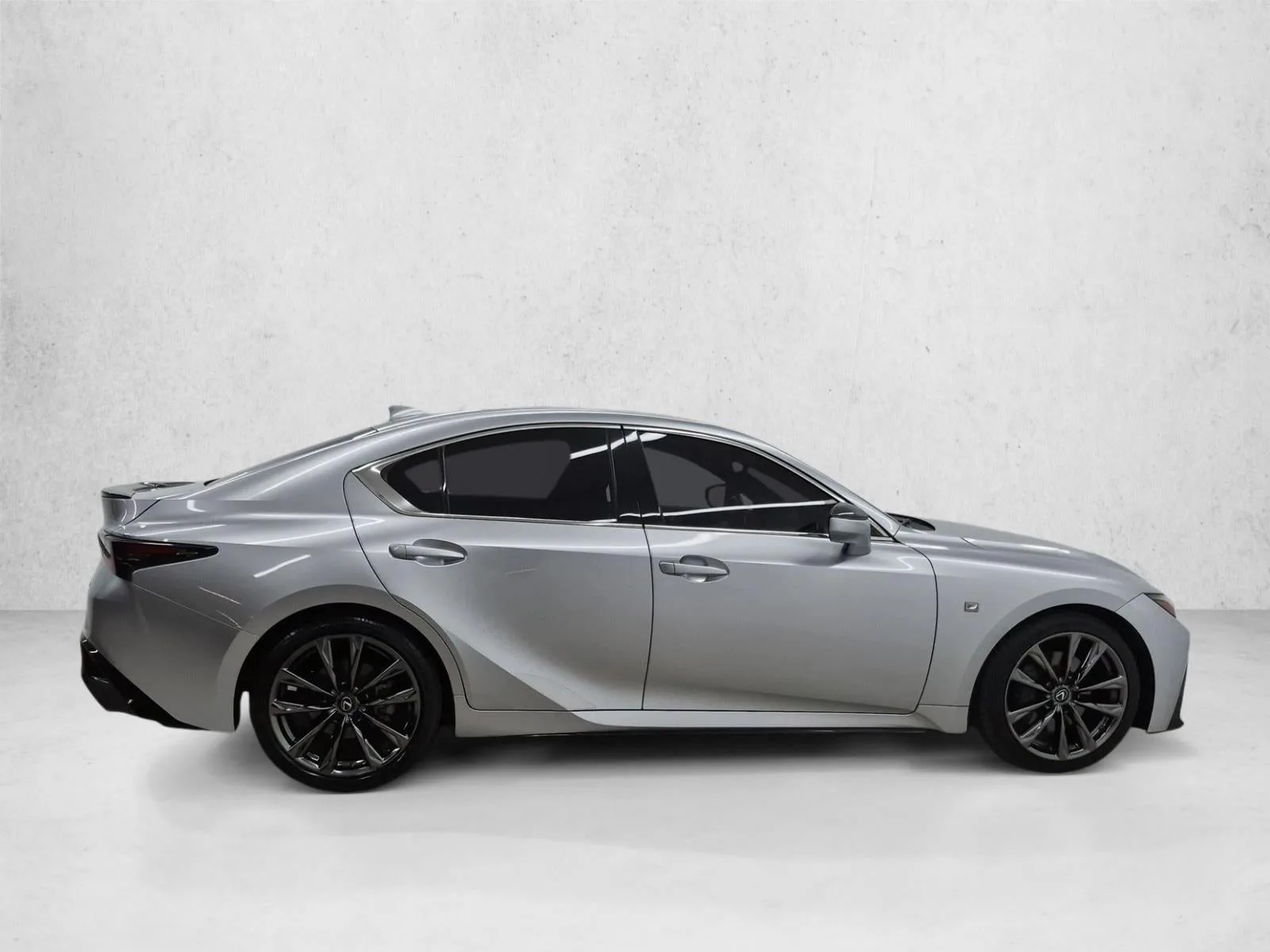 2022 Lexus IS IS 350 F SPORT photo 4
