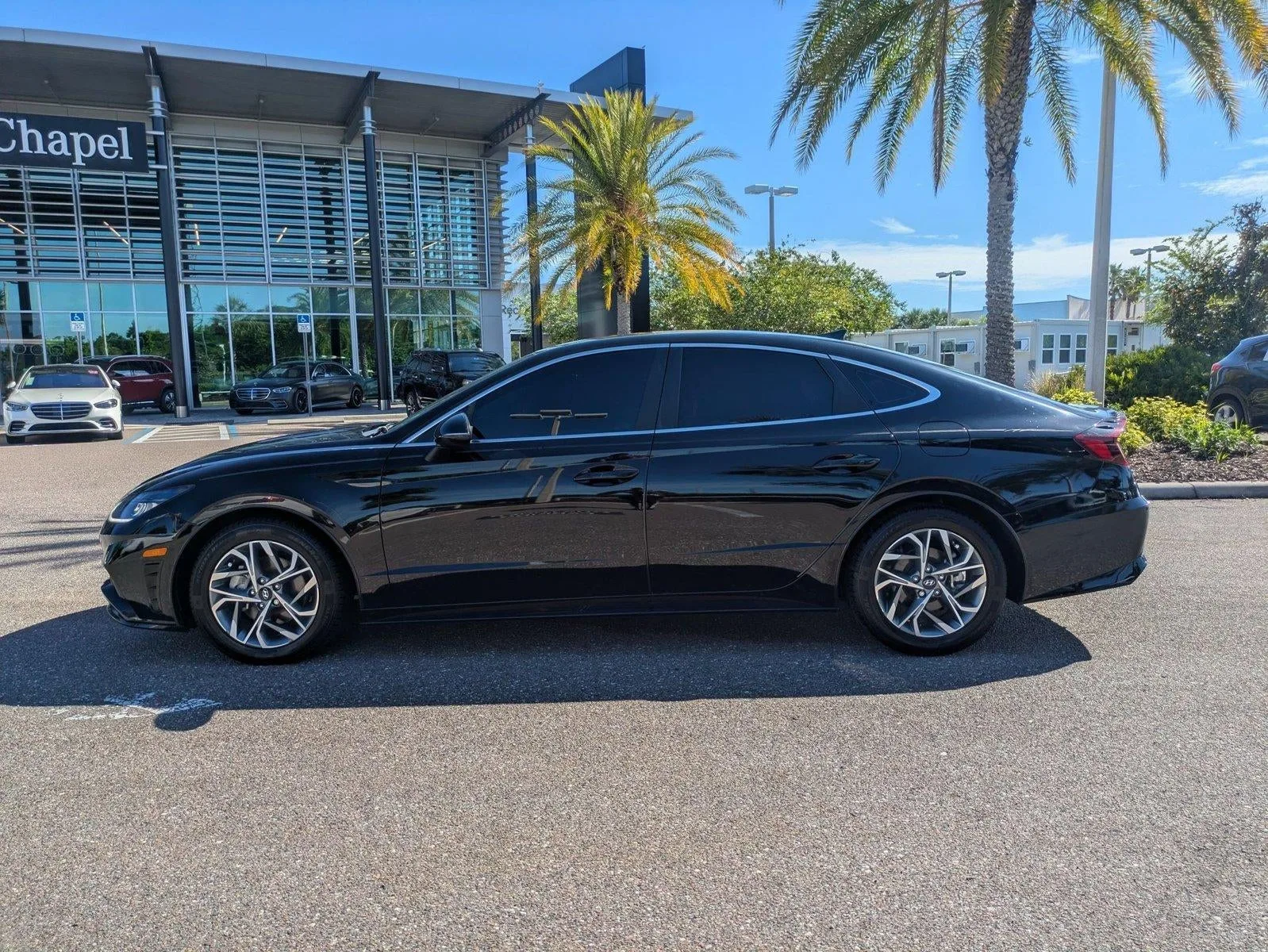 2023 Hyundai SONATA SEL 2.5L *Ltd Avail* photo 2