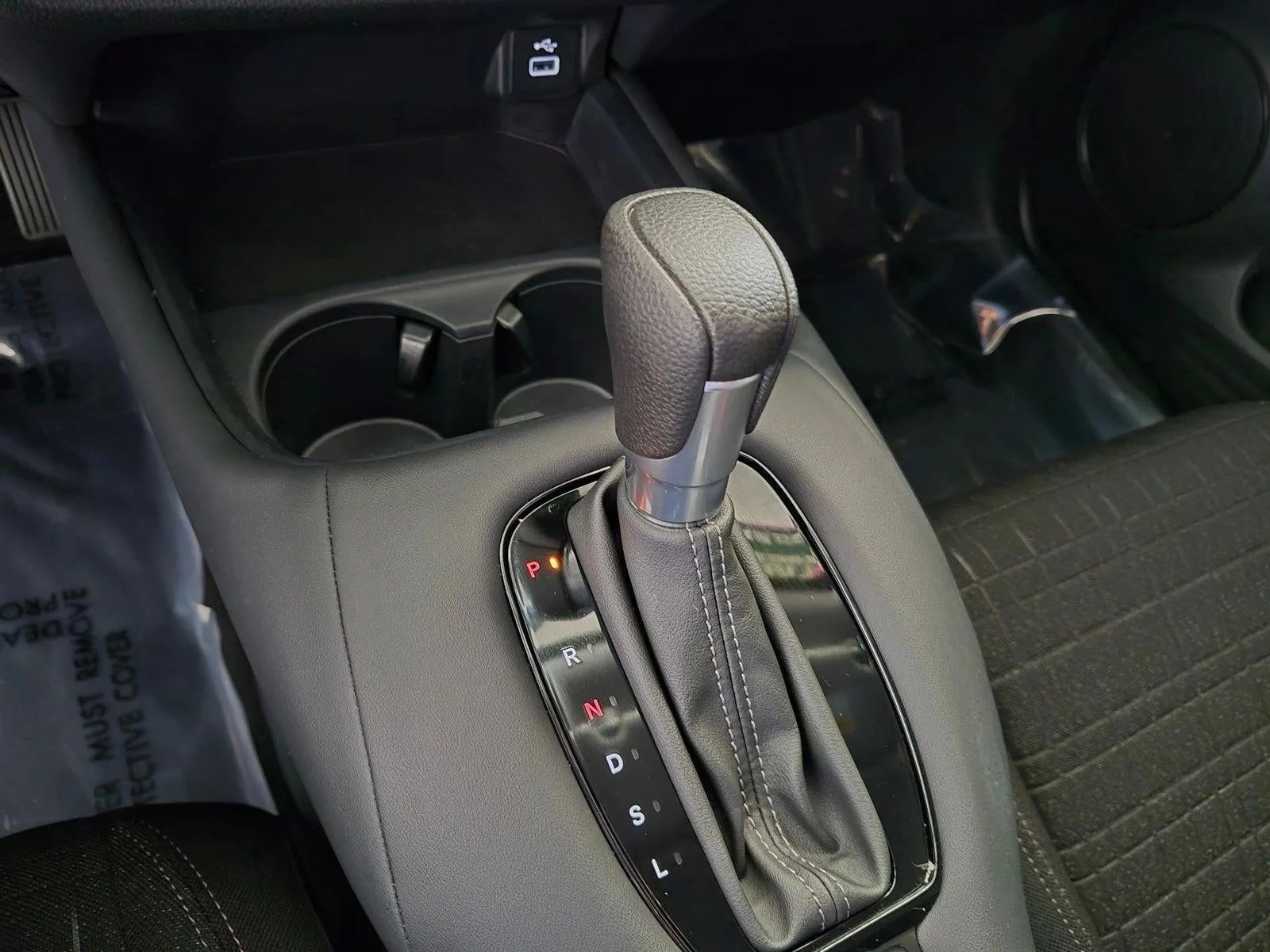 2024 Honda HR-V LX 2WD CVT photo 11