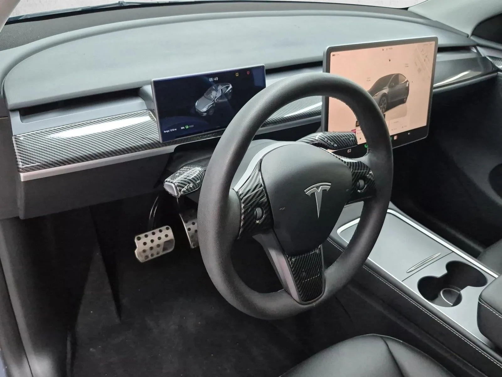 2024 Tesla Model Y Long Range photo 10