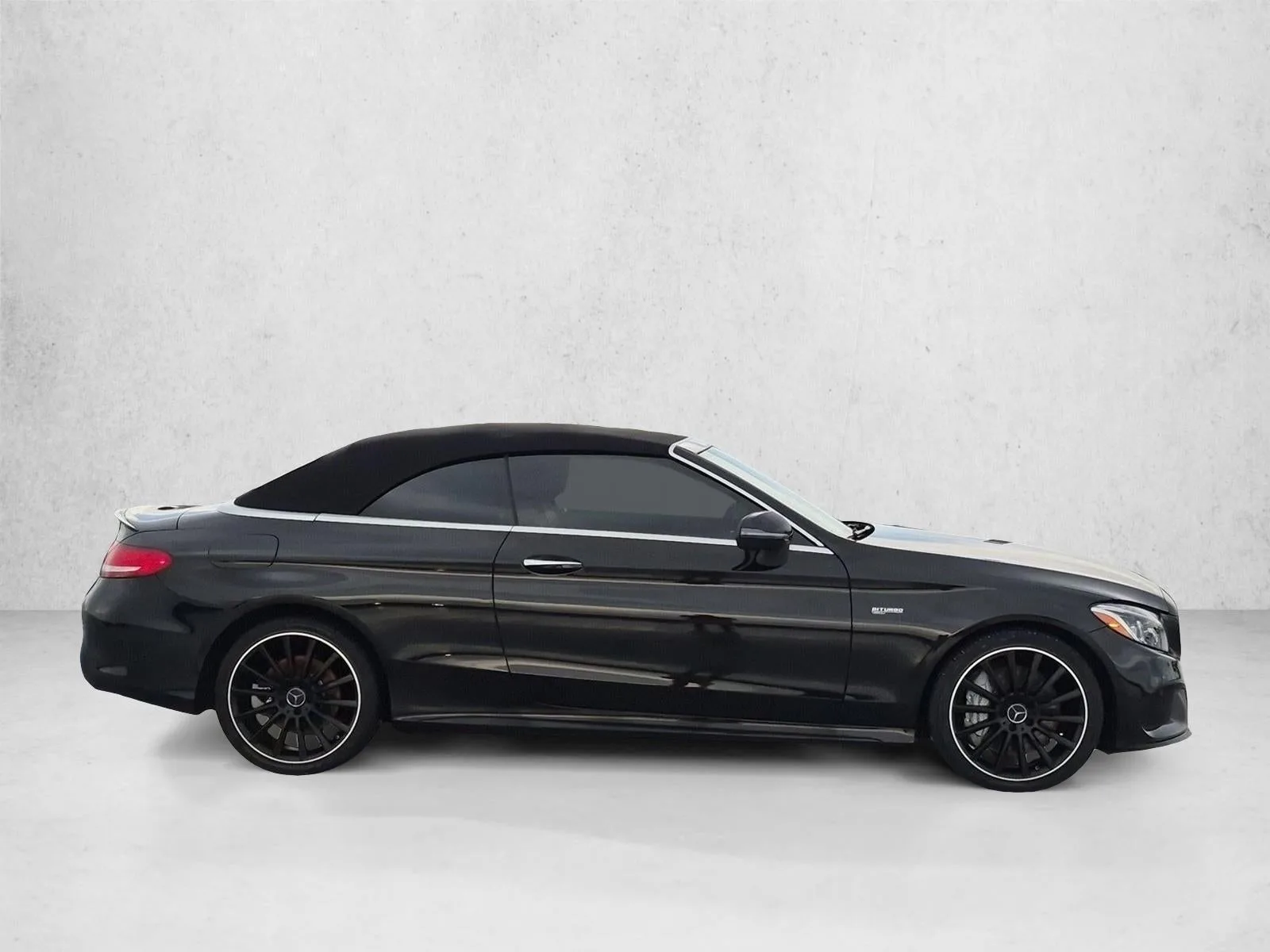 2018 Mercedes-Benz AMG® C 43 4MATIC® photo 4