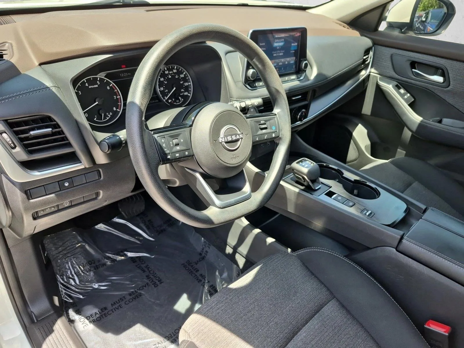 2023 Nissan Rogue FWD SV photo 10