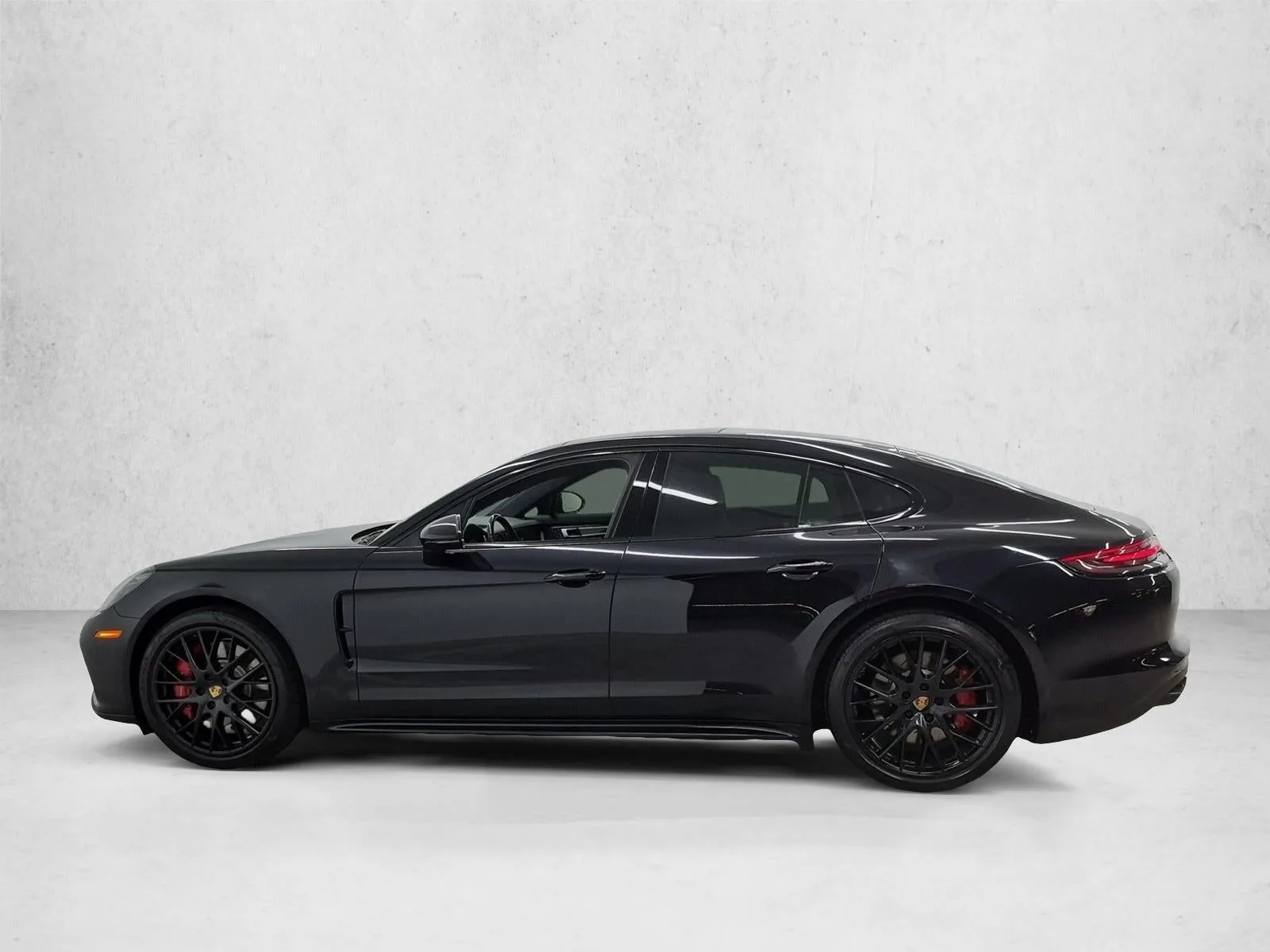 2017 Porsche Panamera Turbo photo 9