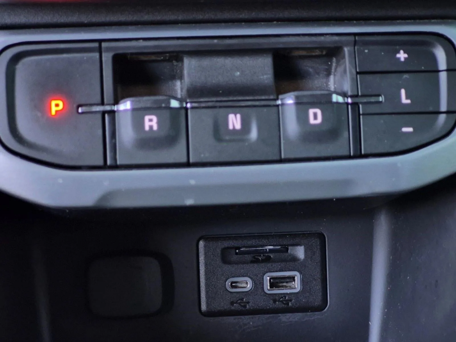 2021 GMC Acadia FWD SLT photo 12