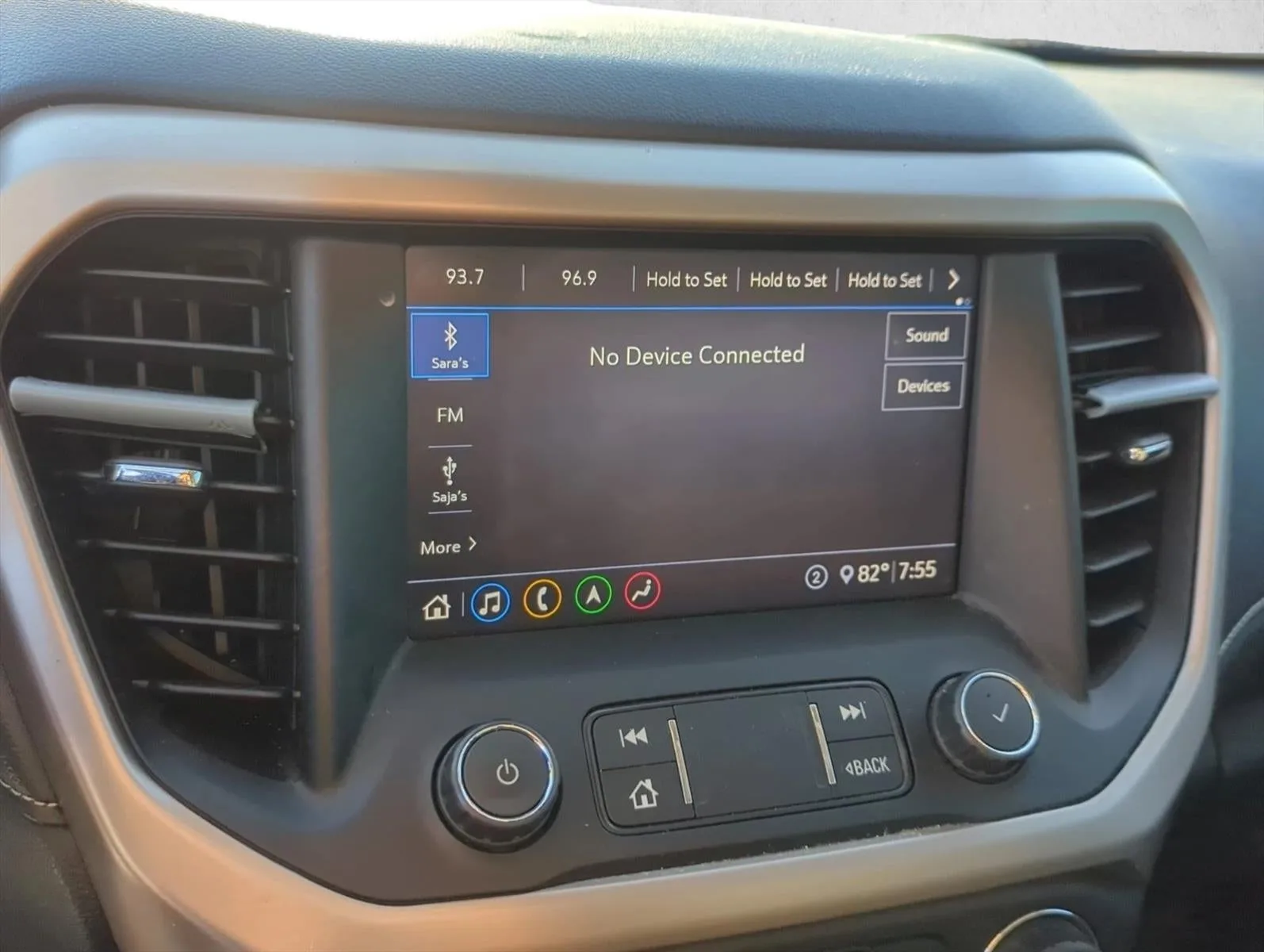 2020 GMC Acadia FWD Denali photo 12