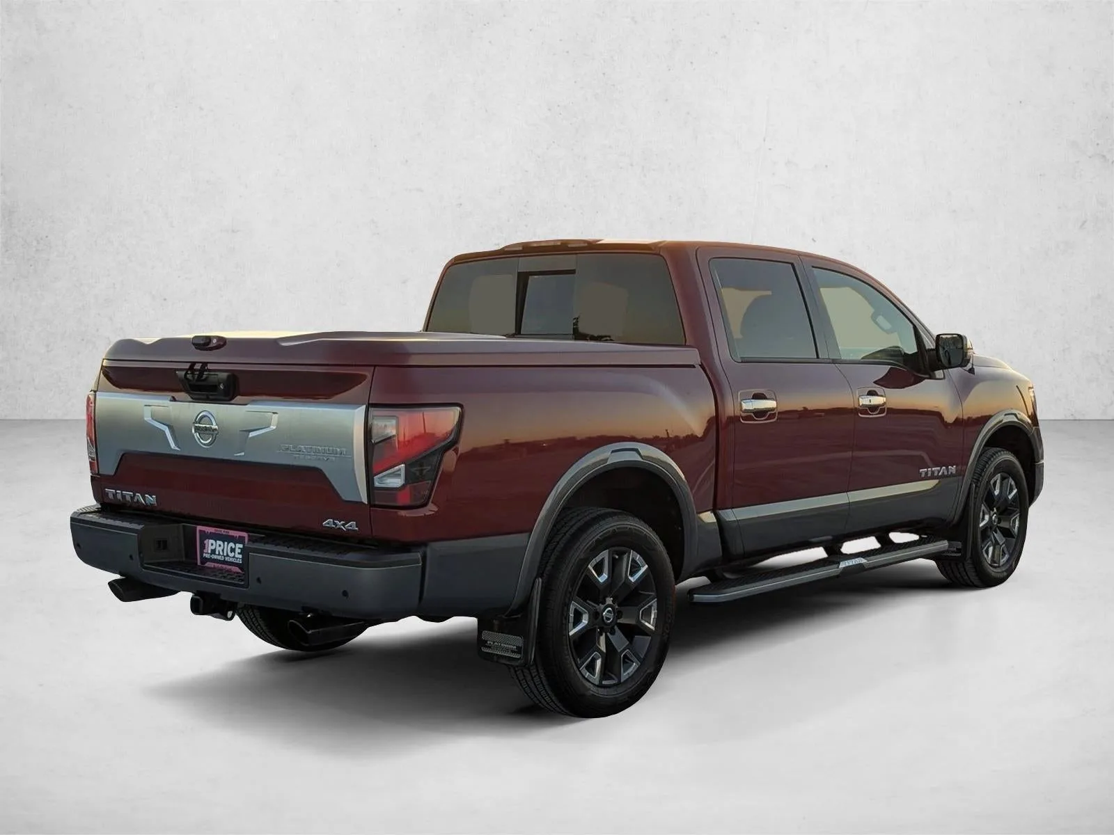 2021 Nissan TITAN Crew Cab Platinum Reserve 4x4 photo 5