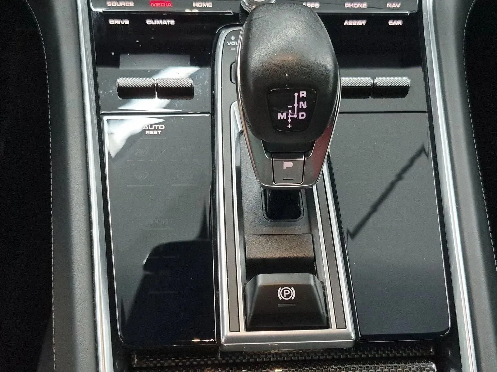 2017 Porsche Panamera Turbo photo 12
