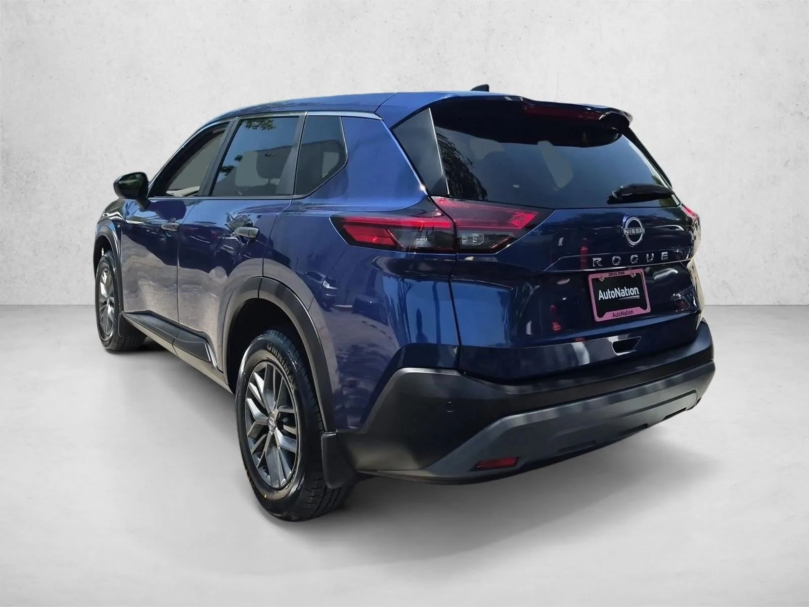 2023 Nissan Rogue FWD S photo 8