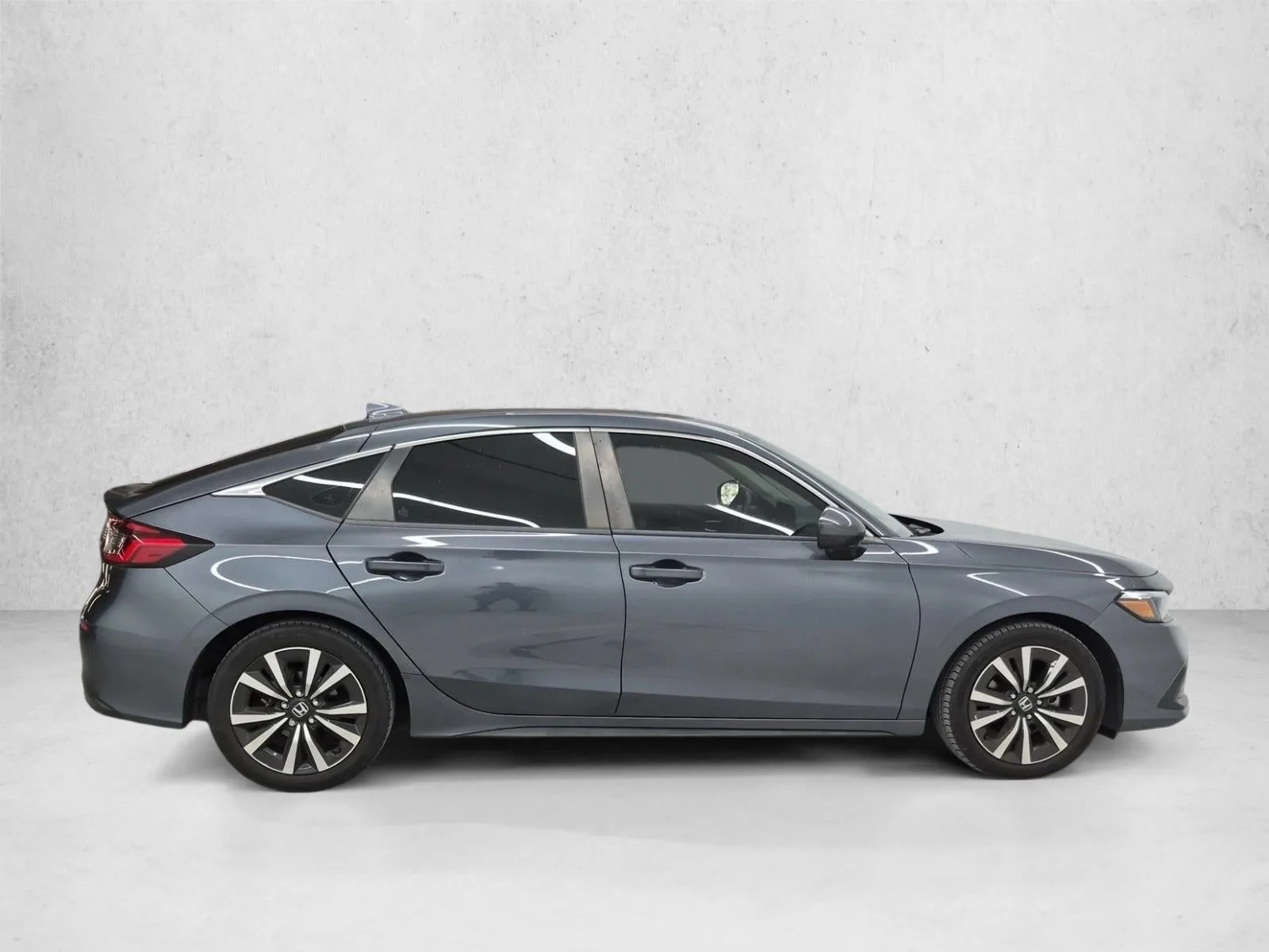 2023 Honda Civic Hatchback EX-L w/o BSI photo 4