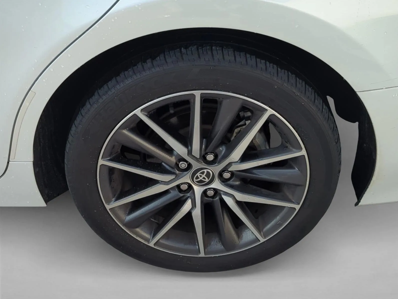 2022 Toyota Camry XLE Auto (SE) photo 7