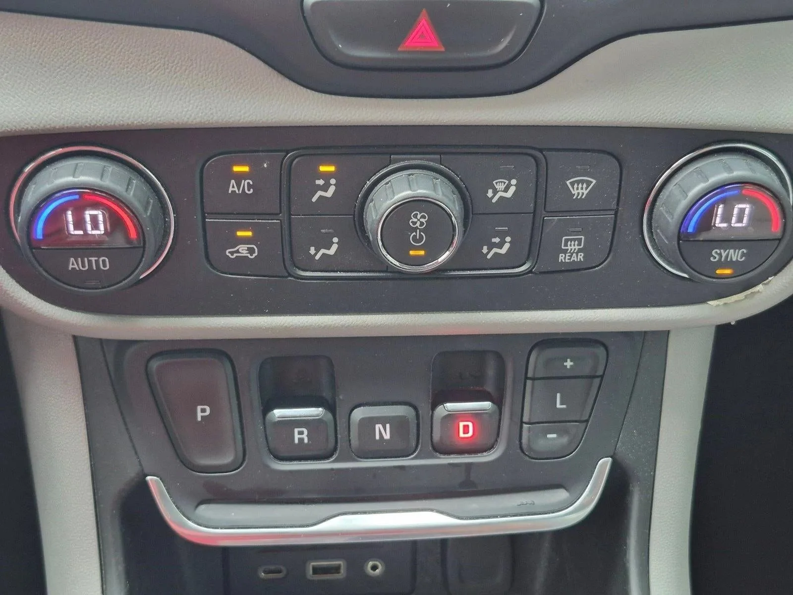 2019 GMC Terrain SLT photo 10