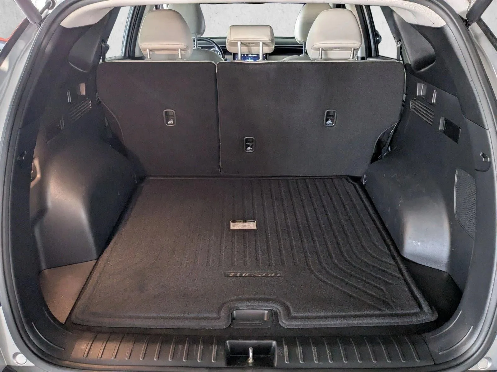 2022 Hyundai Tucson Limited photo 6