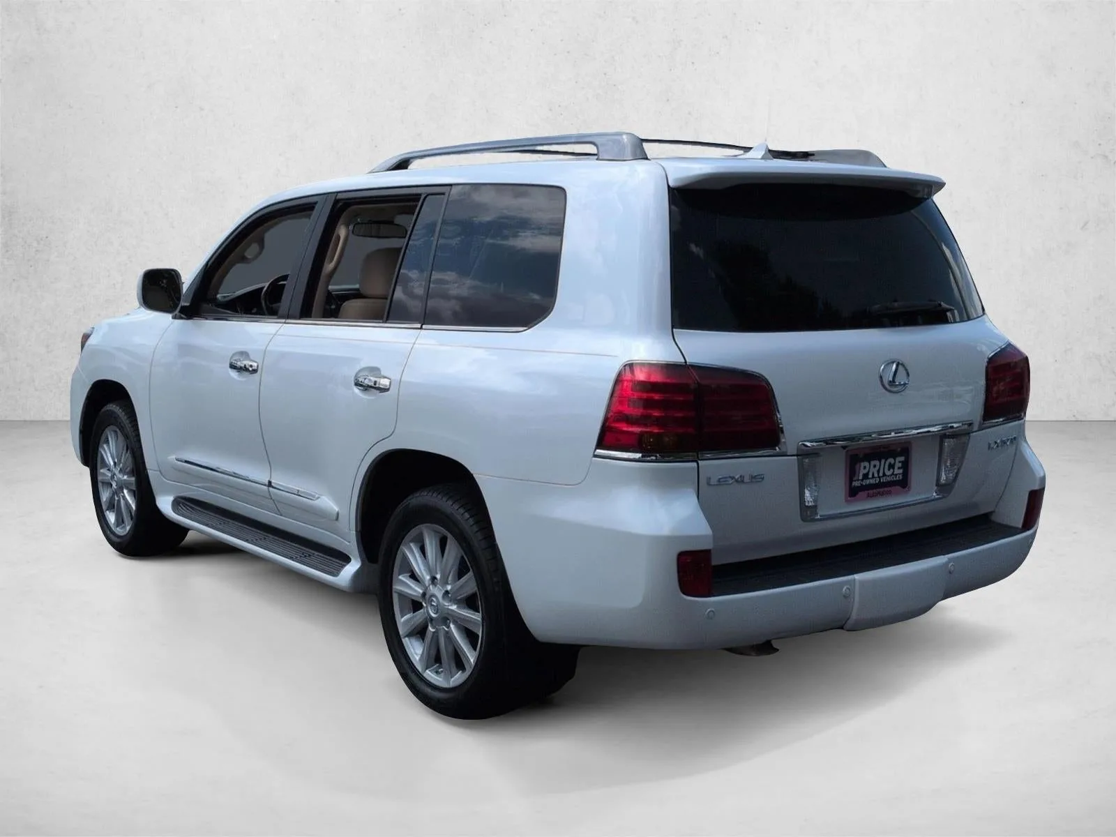 2009 Lexus LX 570 4WD 4dr photo 8