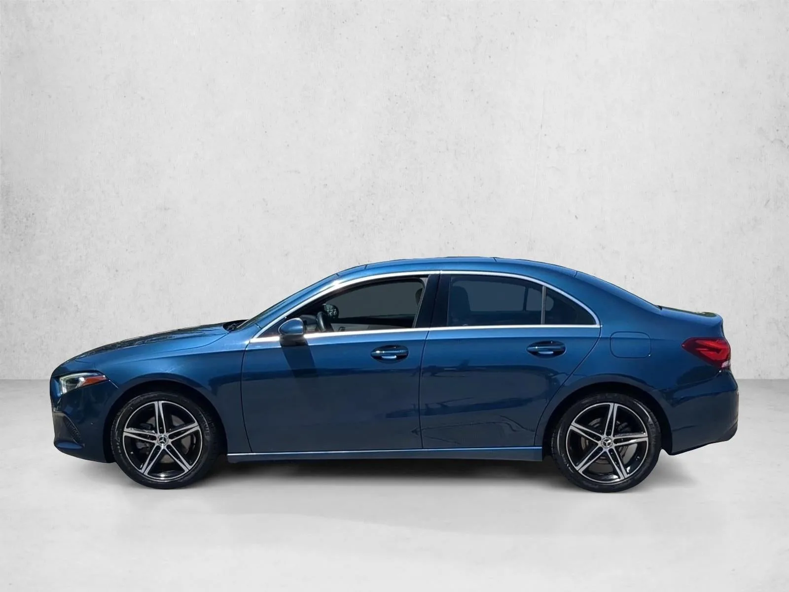 2019 Mercedes-Benz A 220 A 220 photo 9