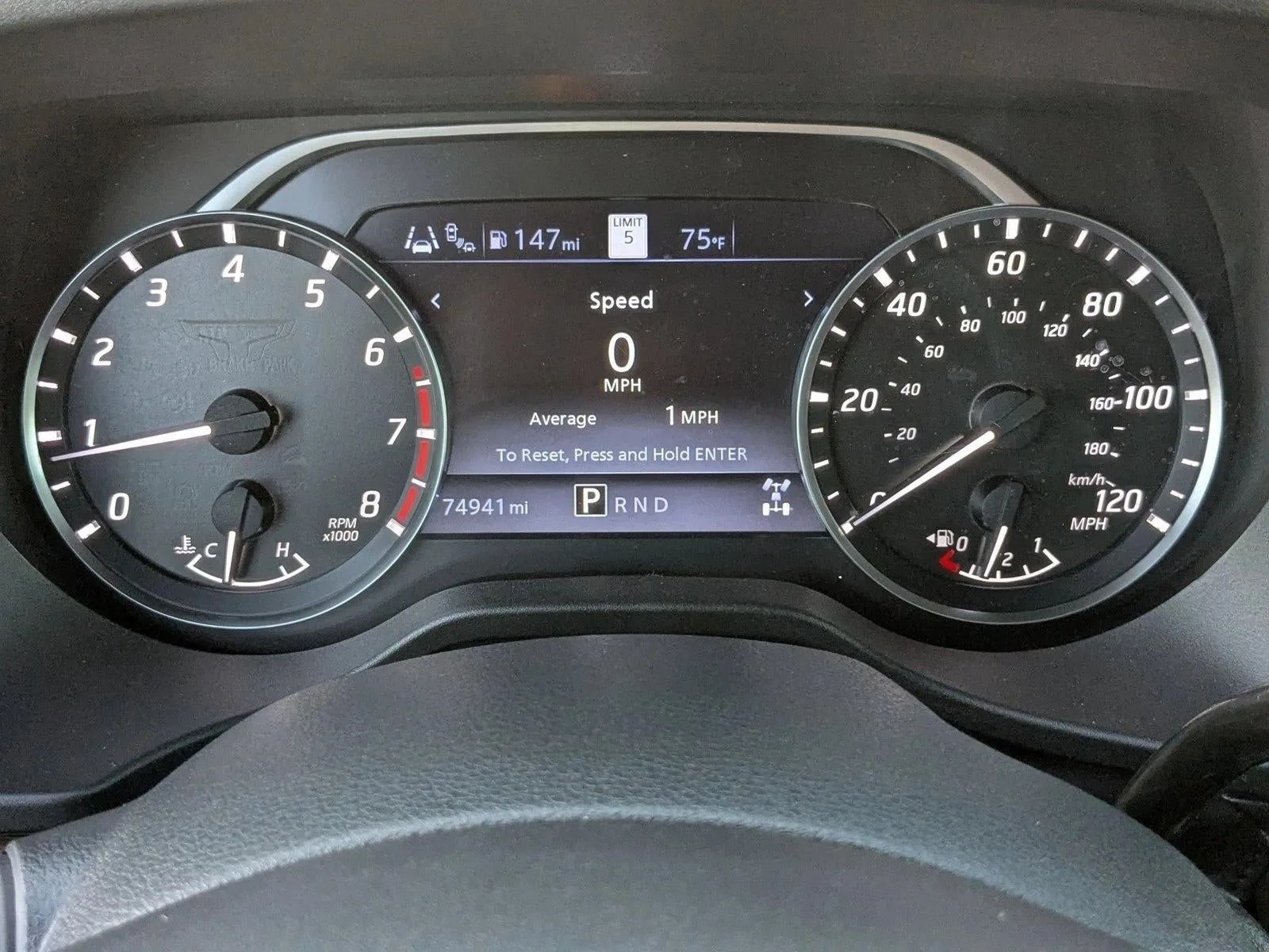 2021 Nissan TITAN Crew Cab Platinum Reserve 4x4 photo 10