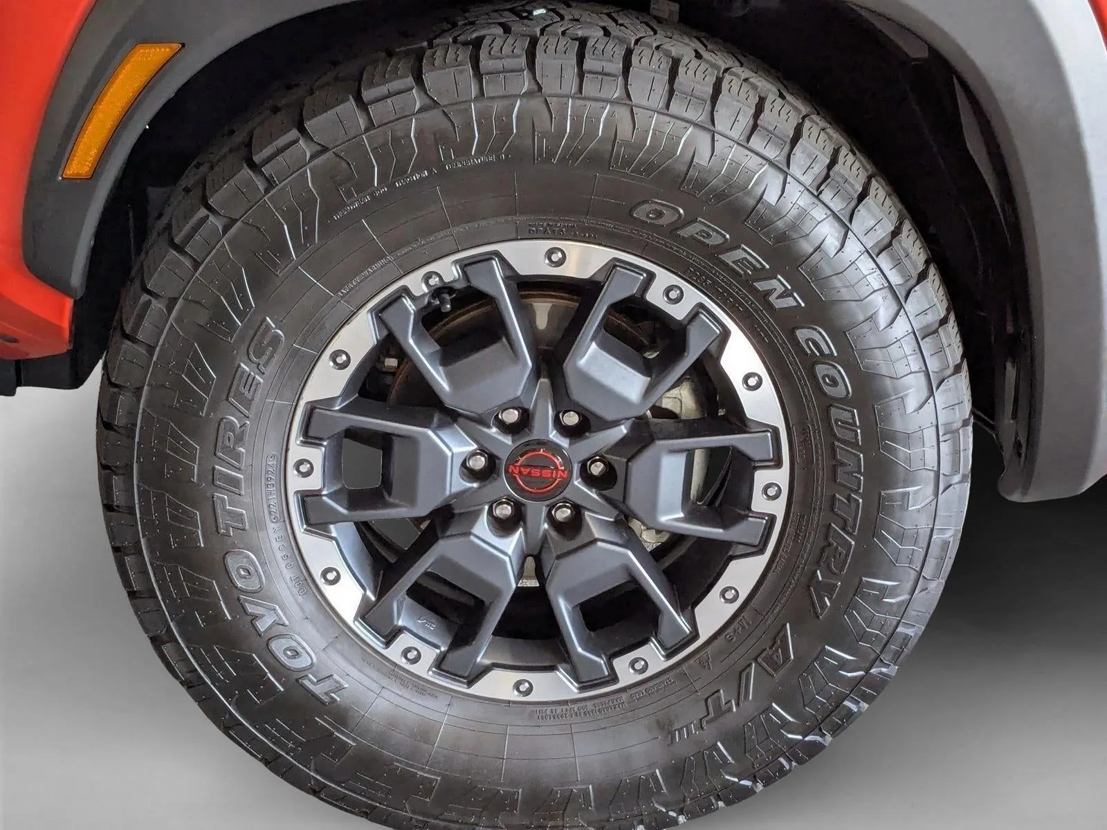 2025 Nissan Frontier Crew Cab PRO-X 4x2 photo 25
