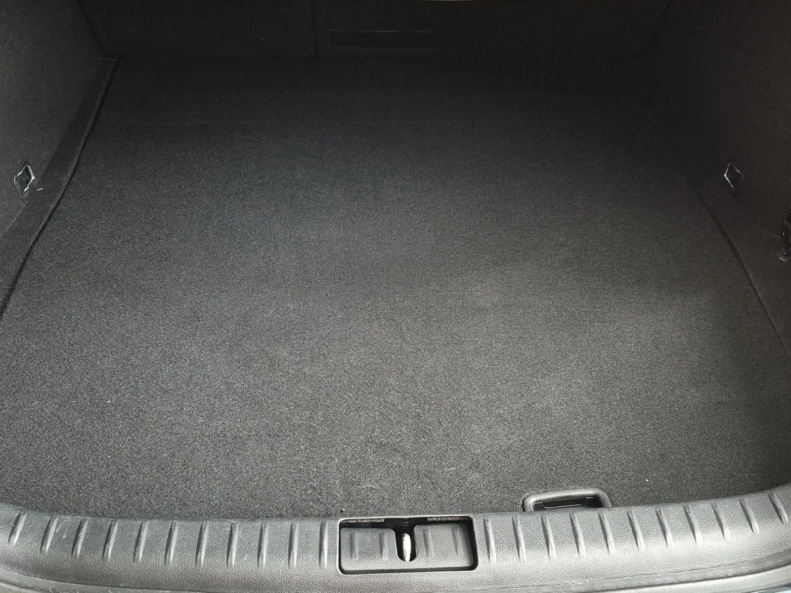 2022 Genesis G70 3.3T RWD photo 6