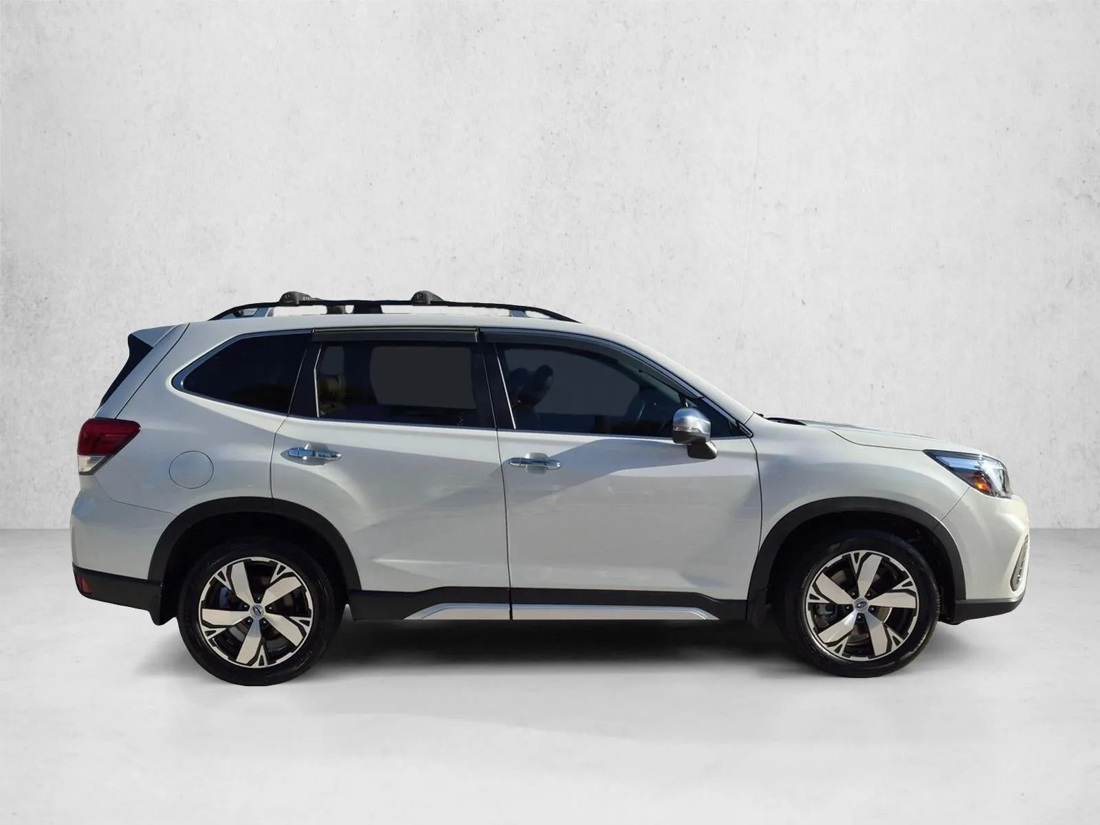 2019 Subaru Forester 2.5i Touring photo 4
