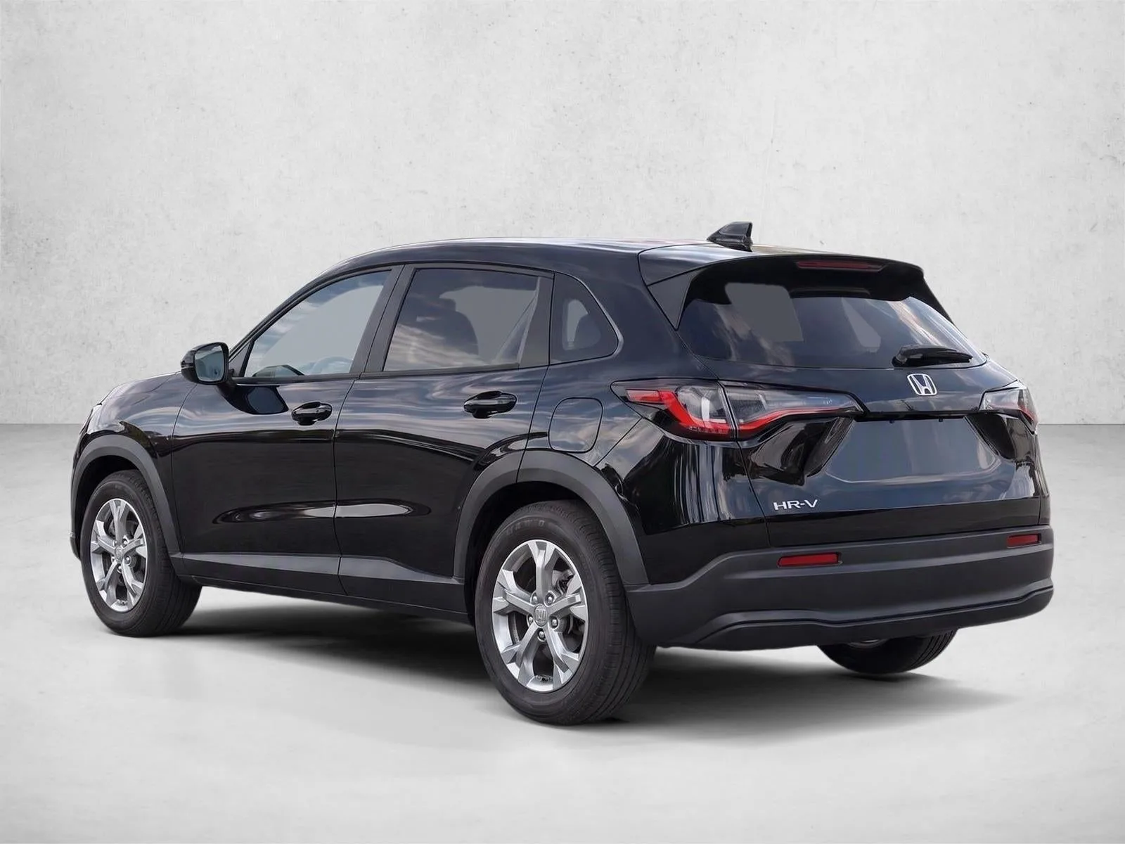 2024 Honda HR-V LX 2WD CVT photo 5