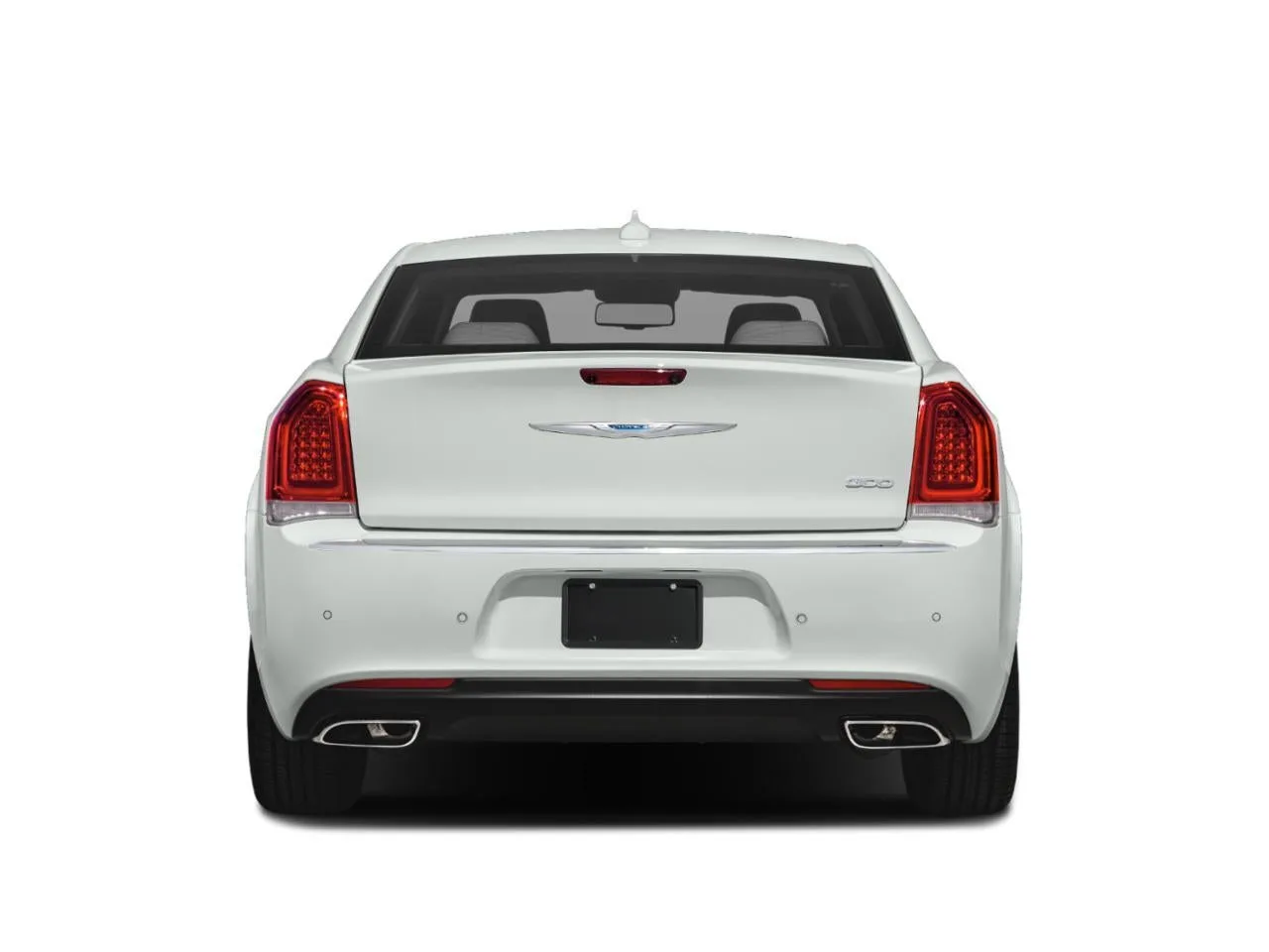 2018 Chrysler 300 Touring RWD photo 3