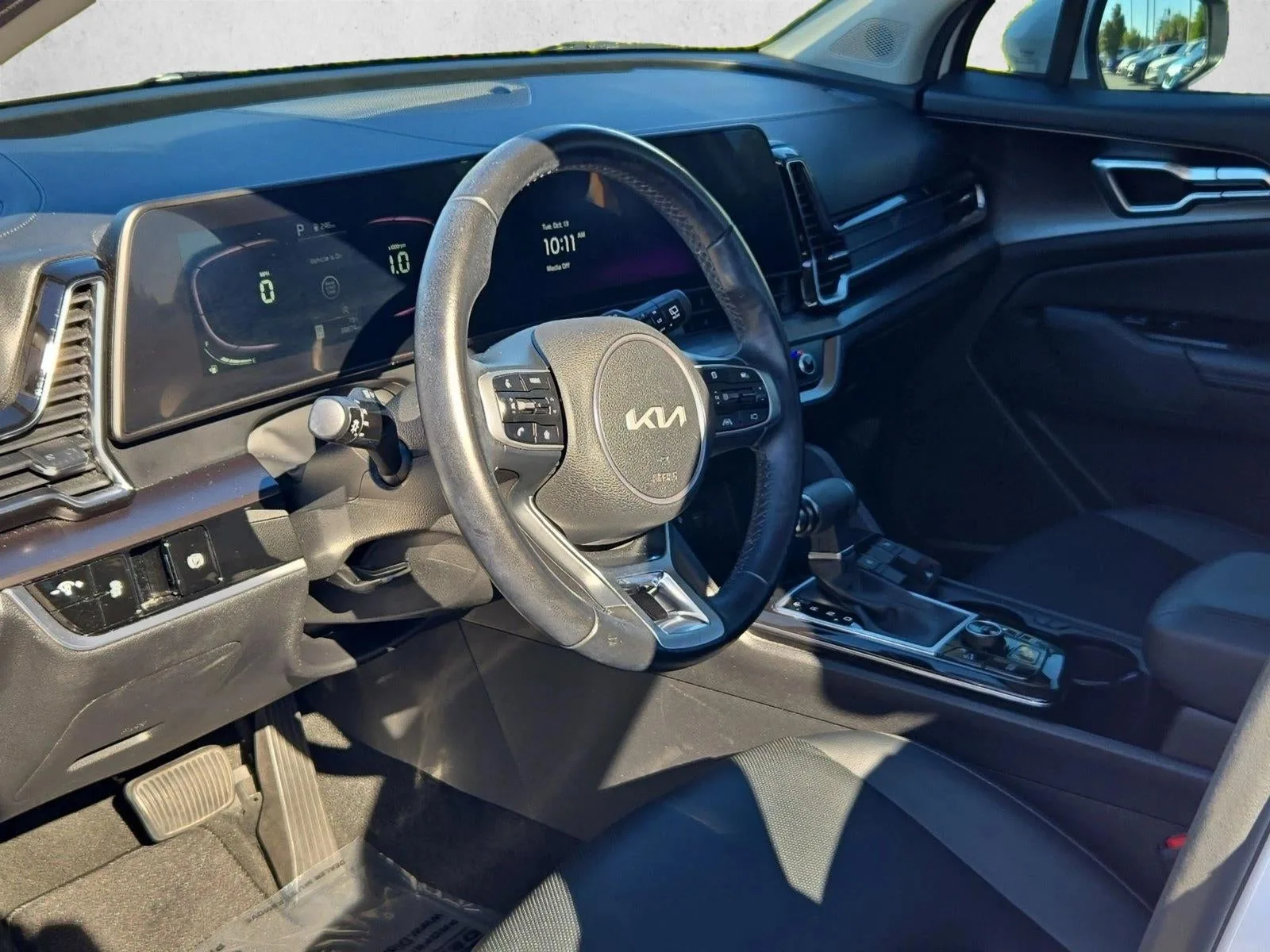 2023 Kia Sportage EX FWD photo 9