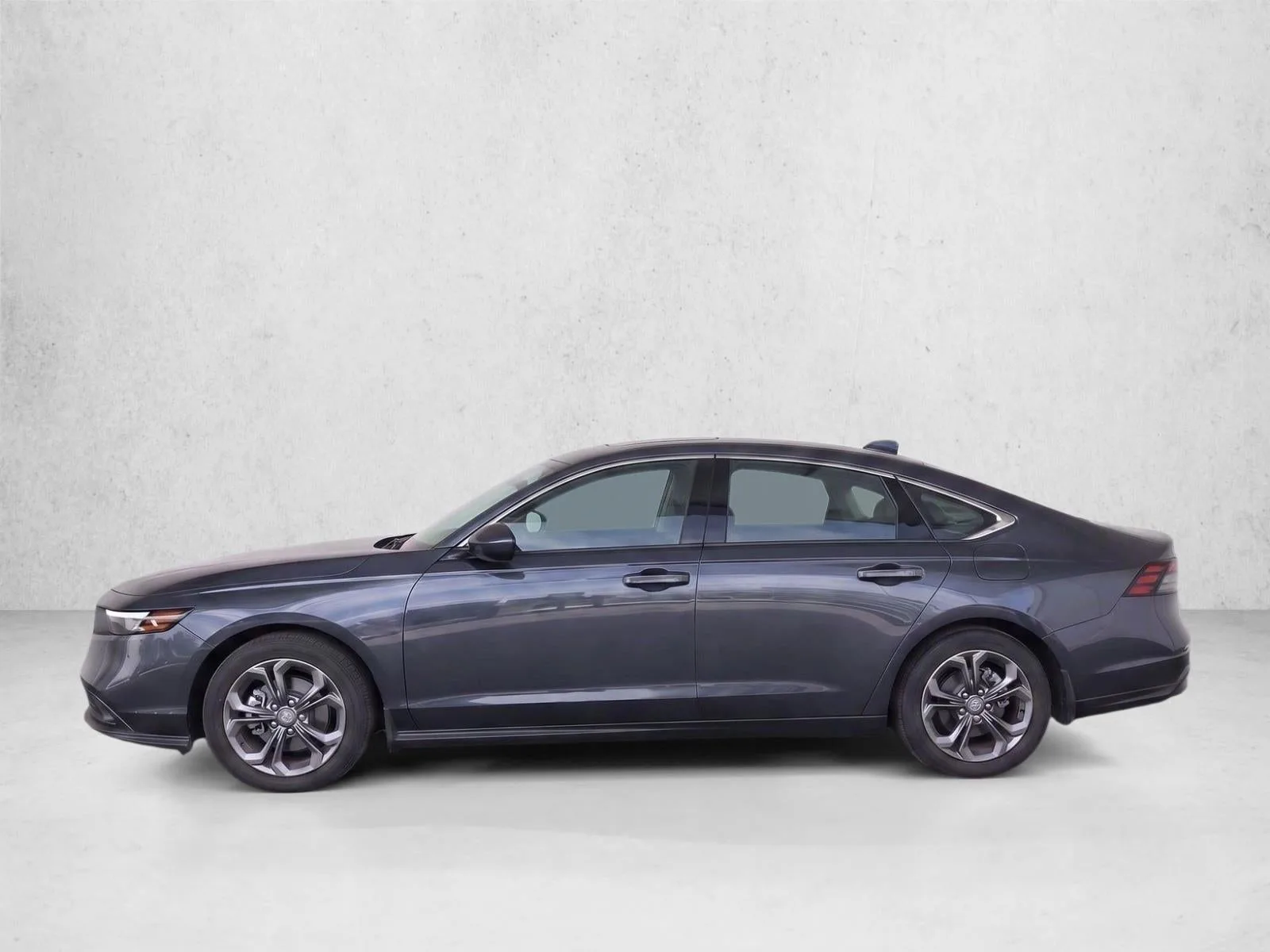 2023 Honda Accord Sedan EX CVT photo 4